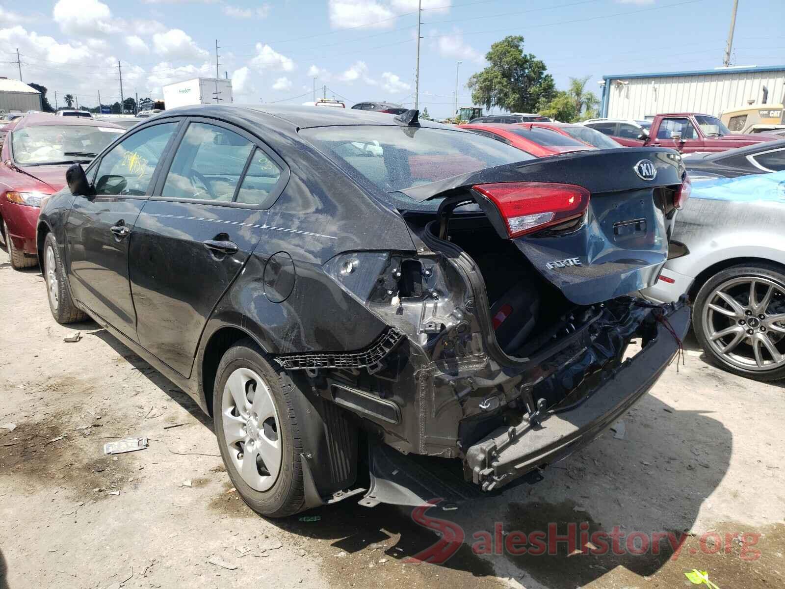 3KPFK4A79JE239482 2018 KIA FORTE