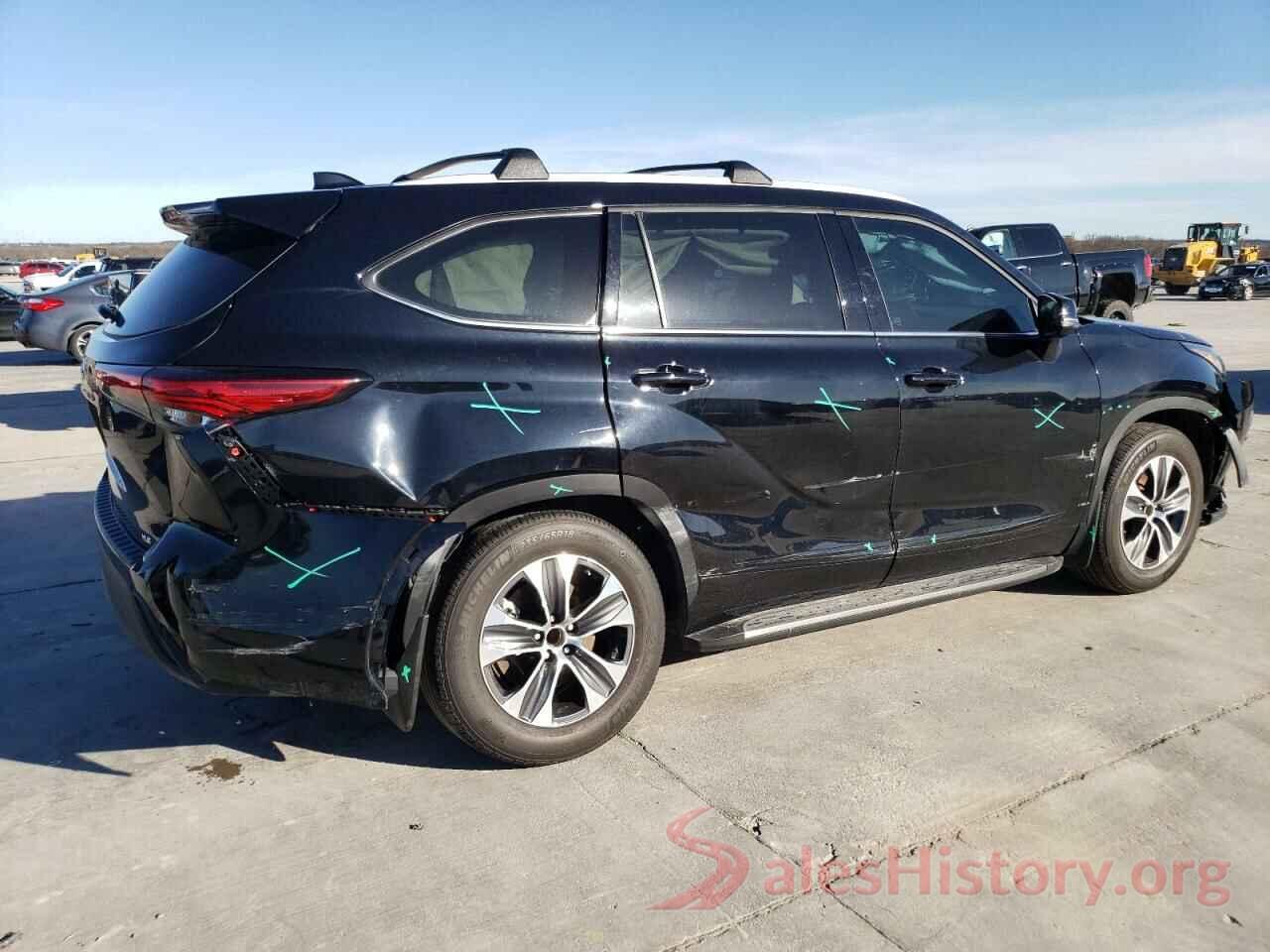 5TDGZRAH5NS551106 2022 TOYOTA HIGHLANDER