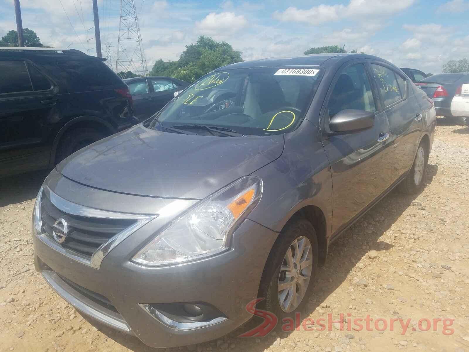 3N1CN7AP5JL801114 2018 NISSAN VERSA