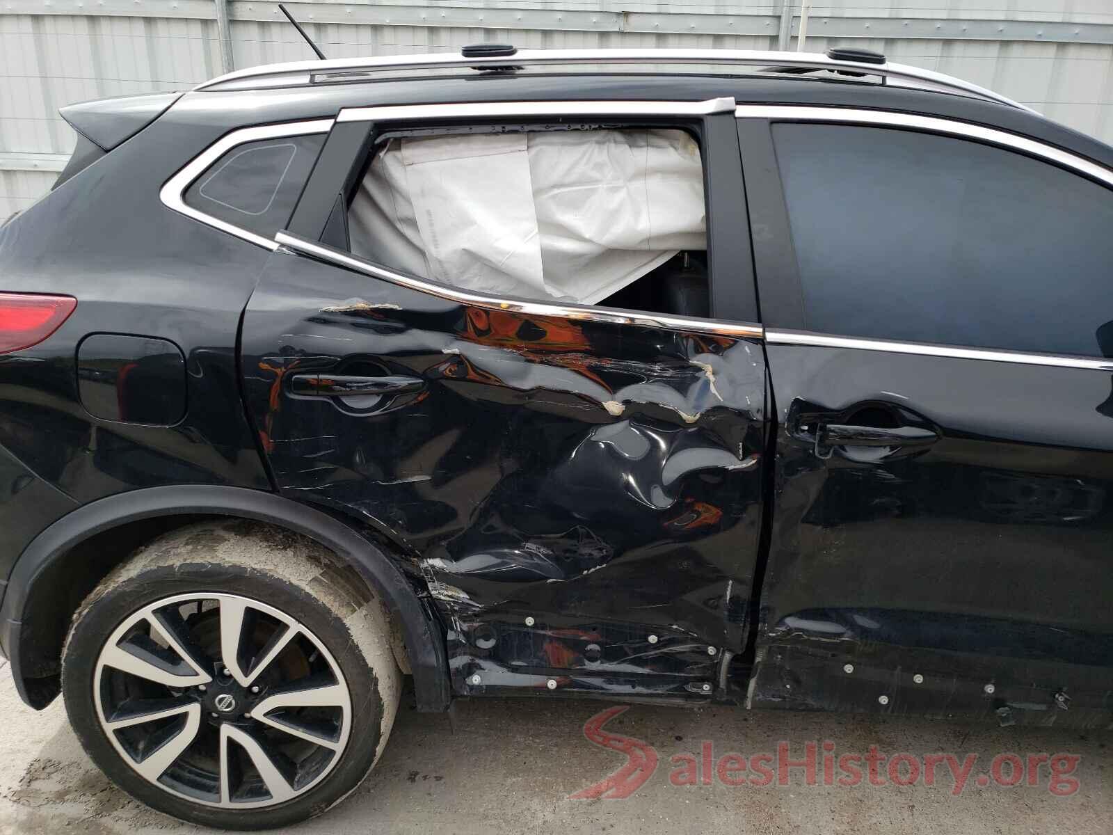 JN1BJ1CP1HW035260 2017 NISSAN ROGUE