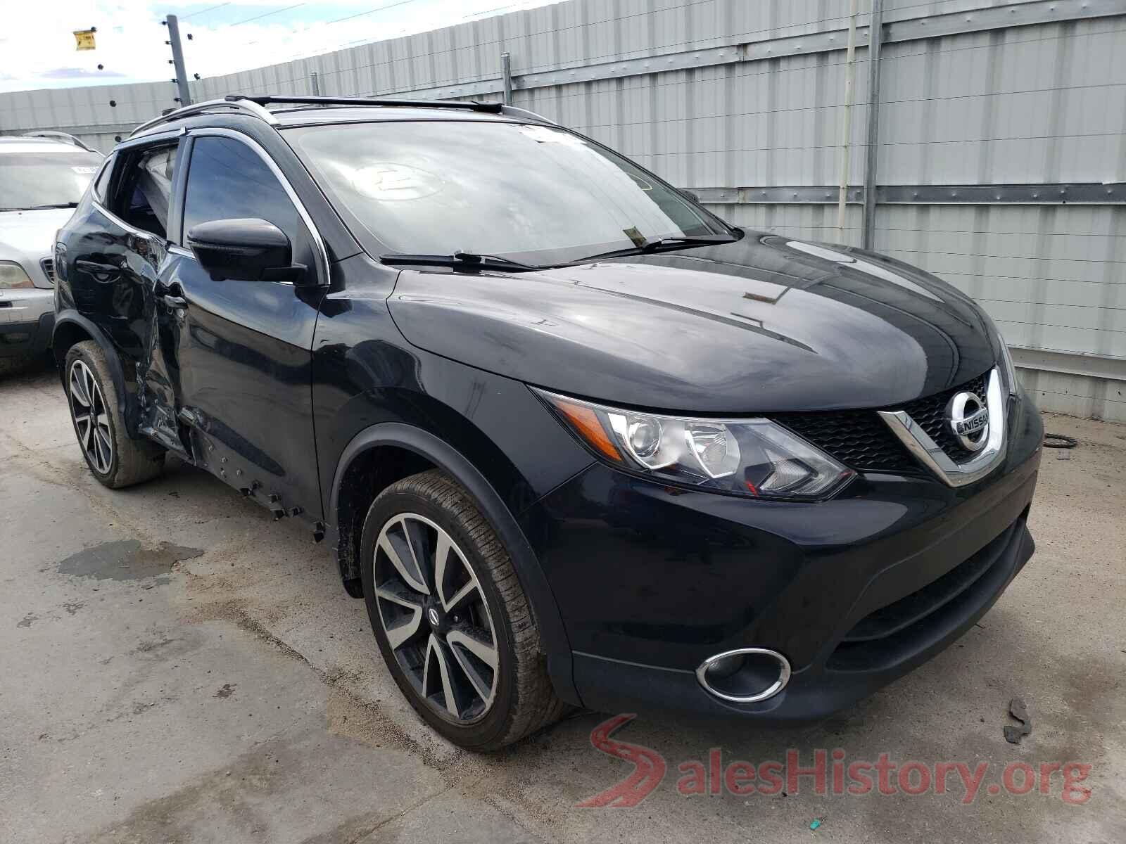 JN1BJ1CP1HW035260 2017 NISSAN ROGUE