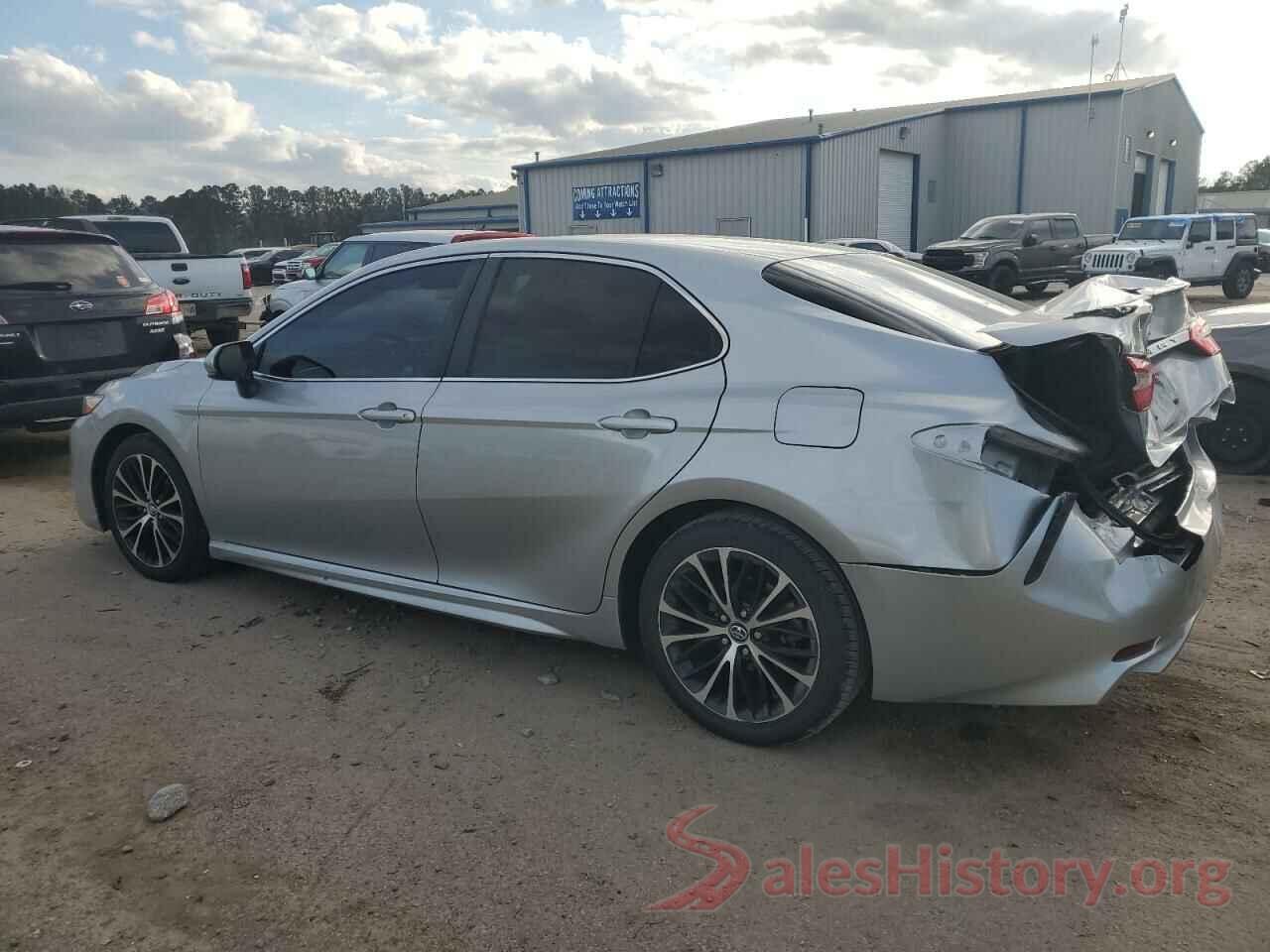 4T1B11HK6JU086941 2018 TOYOTA CAMRY