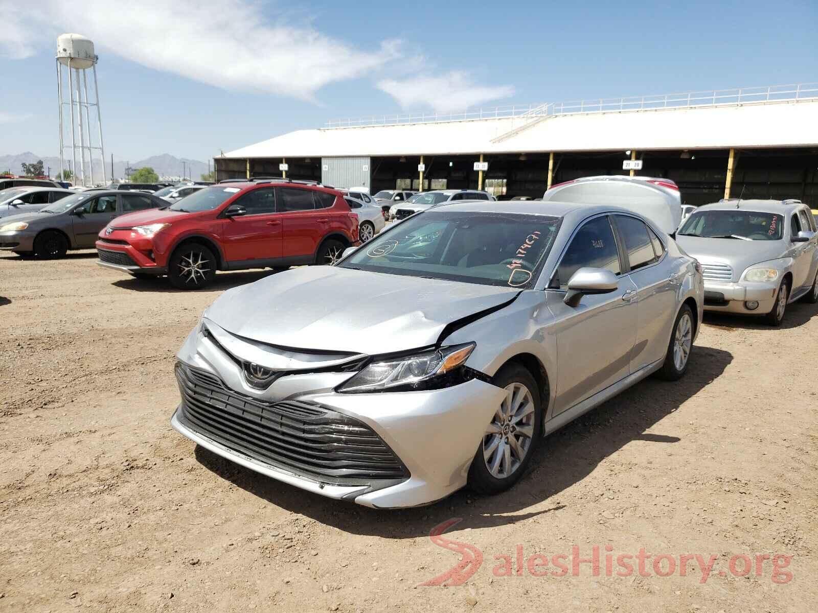 4T1B11HK9JU099506 2018 TOYOTA CAMRY