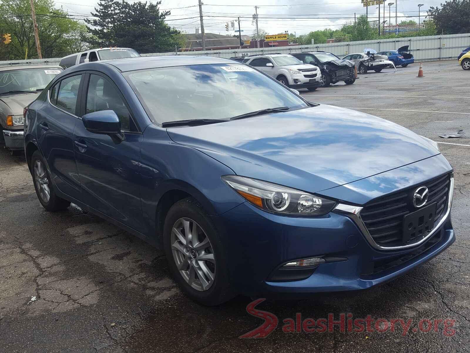 3MZBN1U73JM169013 2018 MAZDA 3