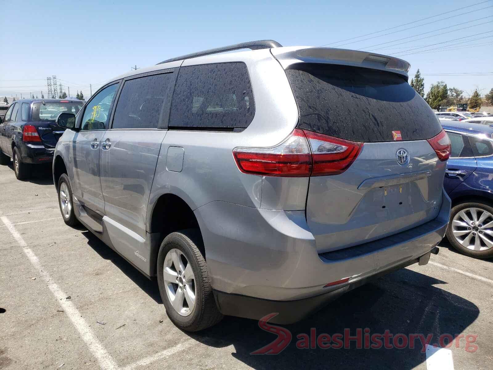 5TDYZ3DC0HS868779 2017 TOYOTA SIENNA