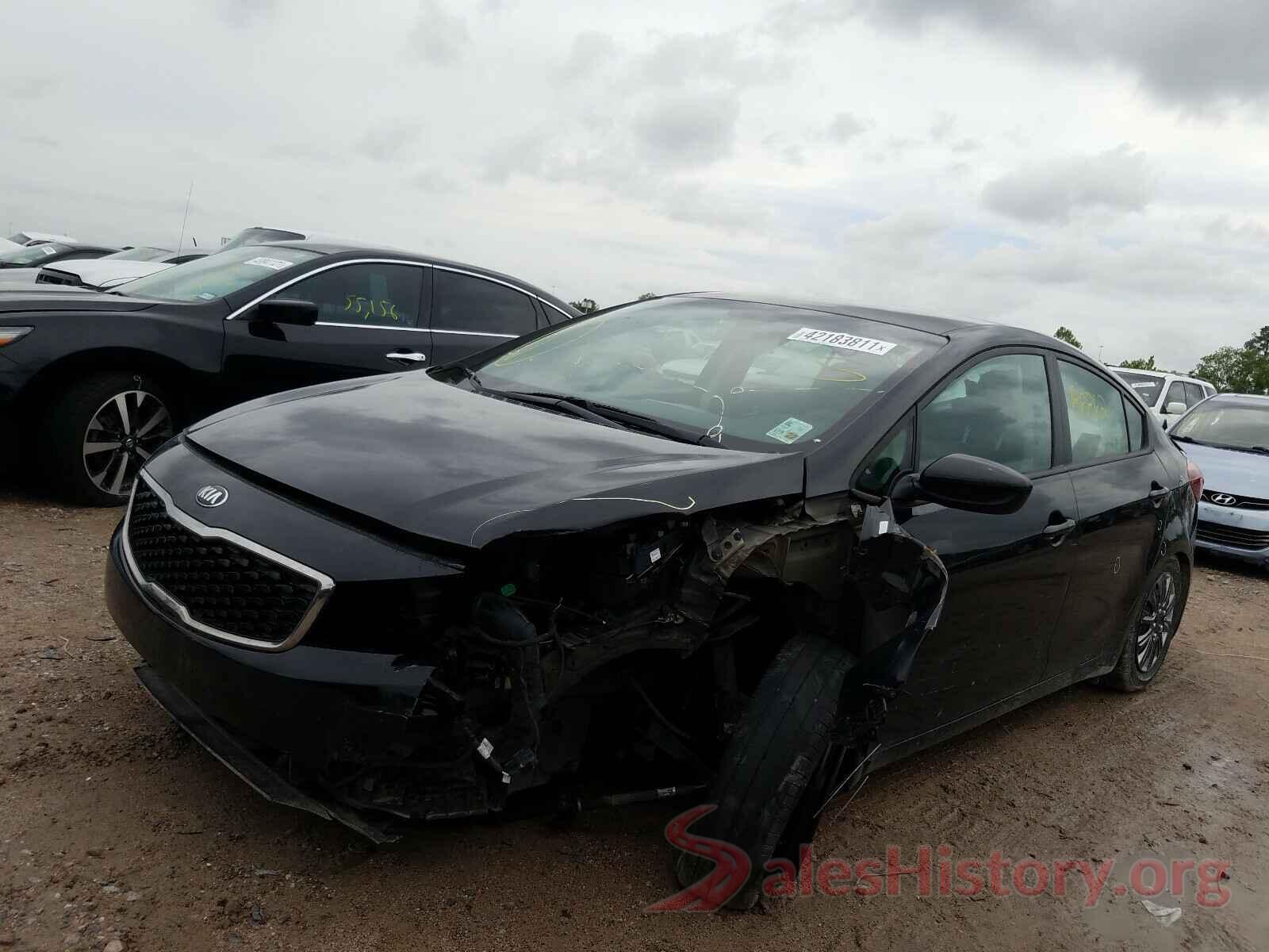 3KPFK4A7XHE081101 2017 KIA FORTE