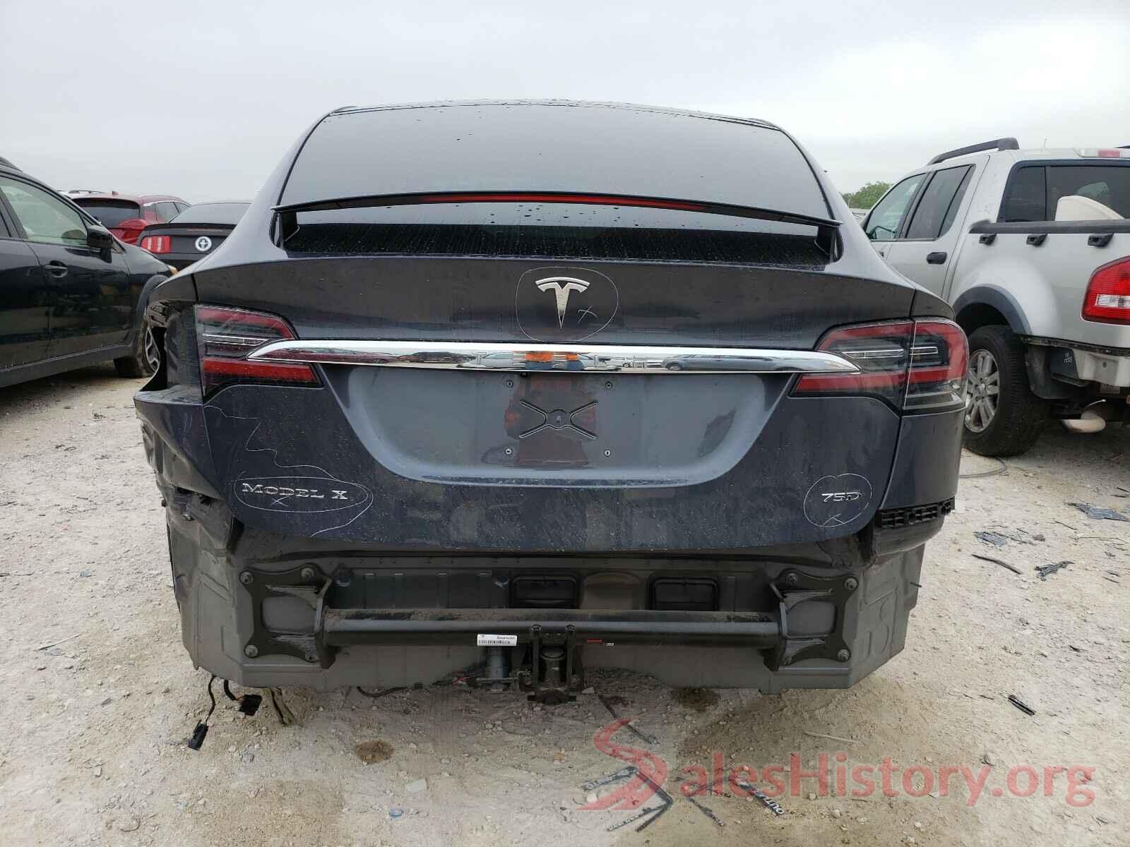 5YJXCBE23JF127324 2018 TESLA MODEL X