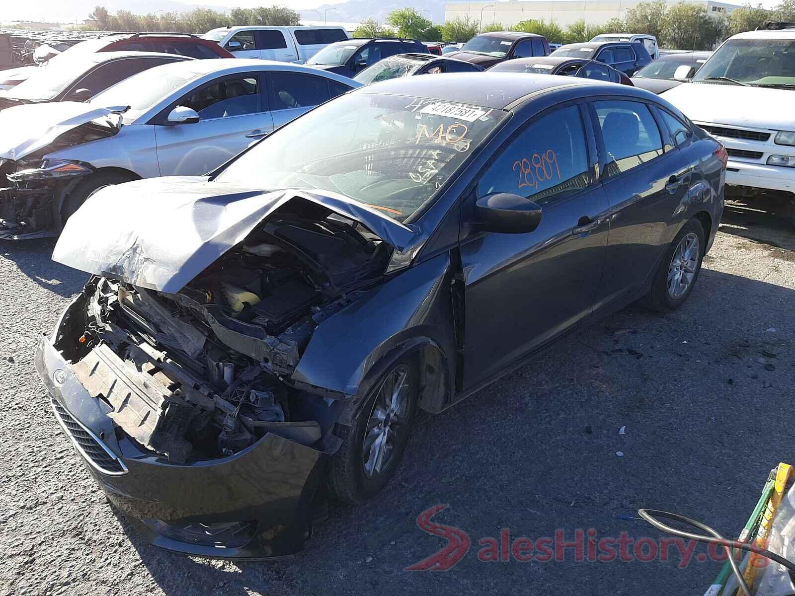 1FADP3F24JL217144 2018 FORD FOCUS