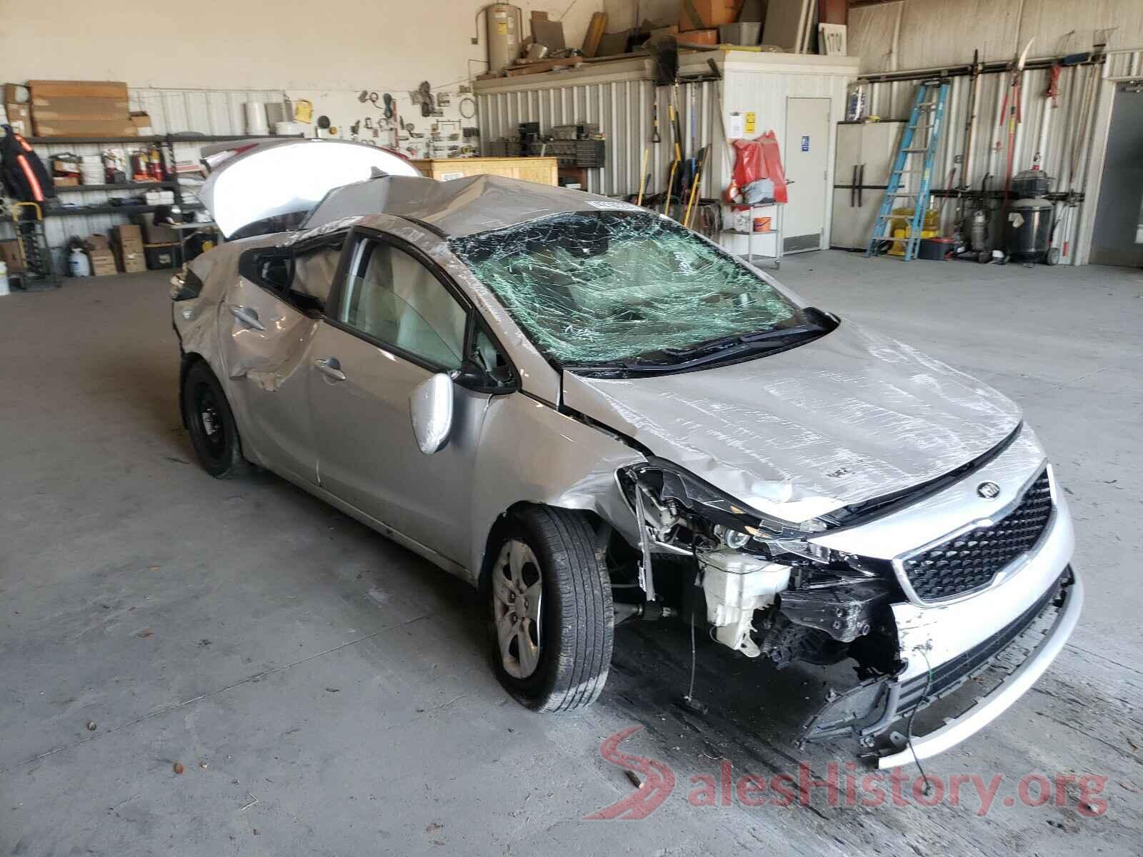 3KPFK4A72JE269410 2018 KIA FORTE