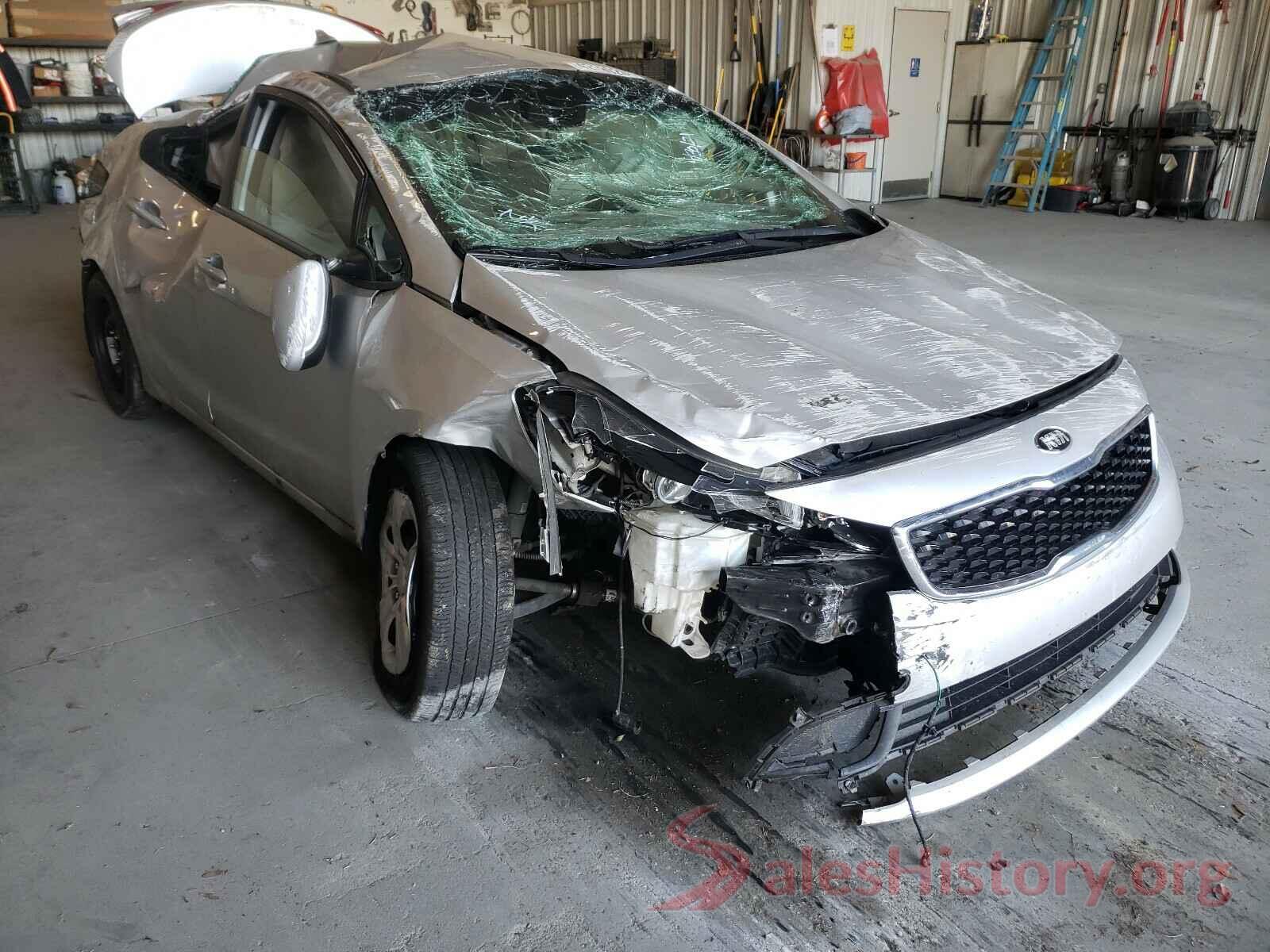 3KPFK4A72JE269410 2018 KIA FORTE