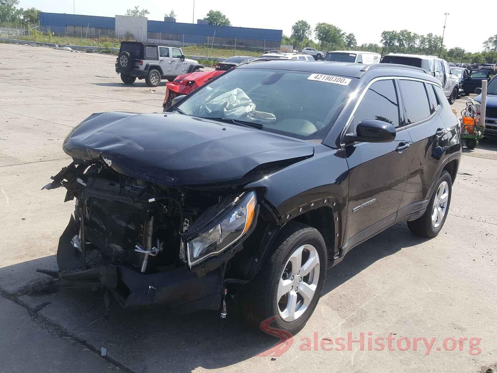 3C4NJDBB4JT360689 2018 JEEP COMPASS