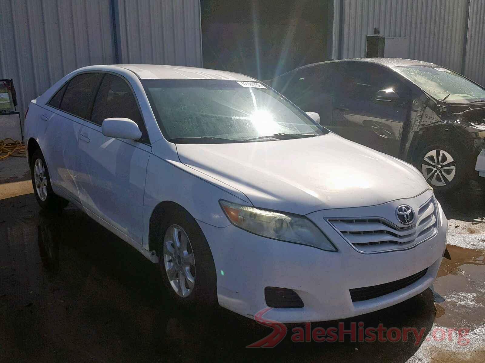 4T1BF3EK0BU657262 2011 TOYOTA CAMRY BASE