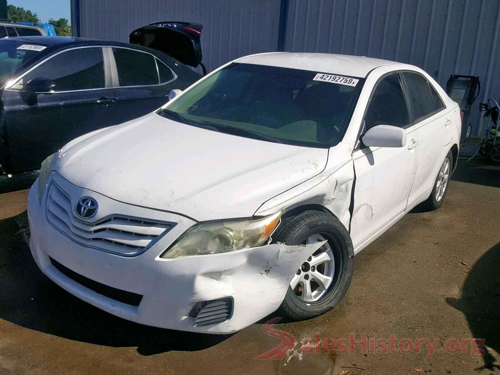 4T1BF3EK0BU657262 2011 TOYOTA CAMRY BASE