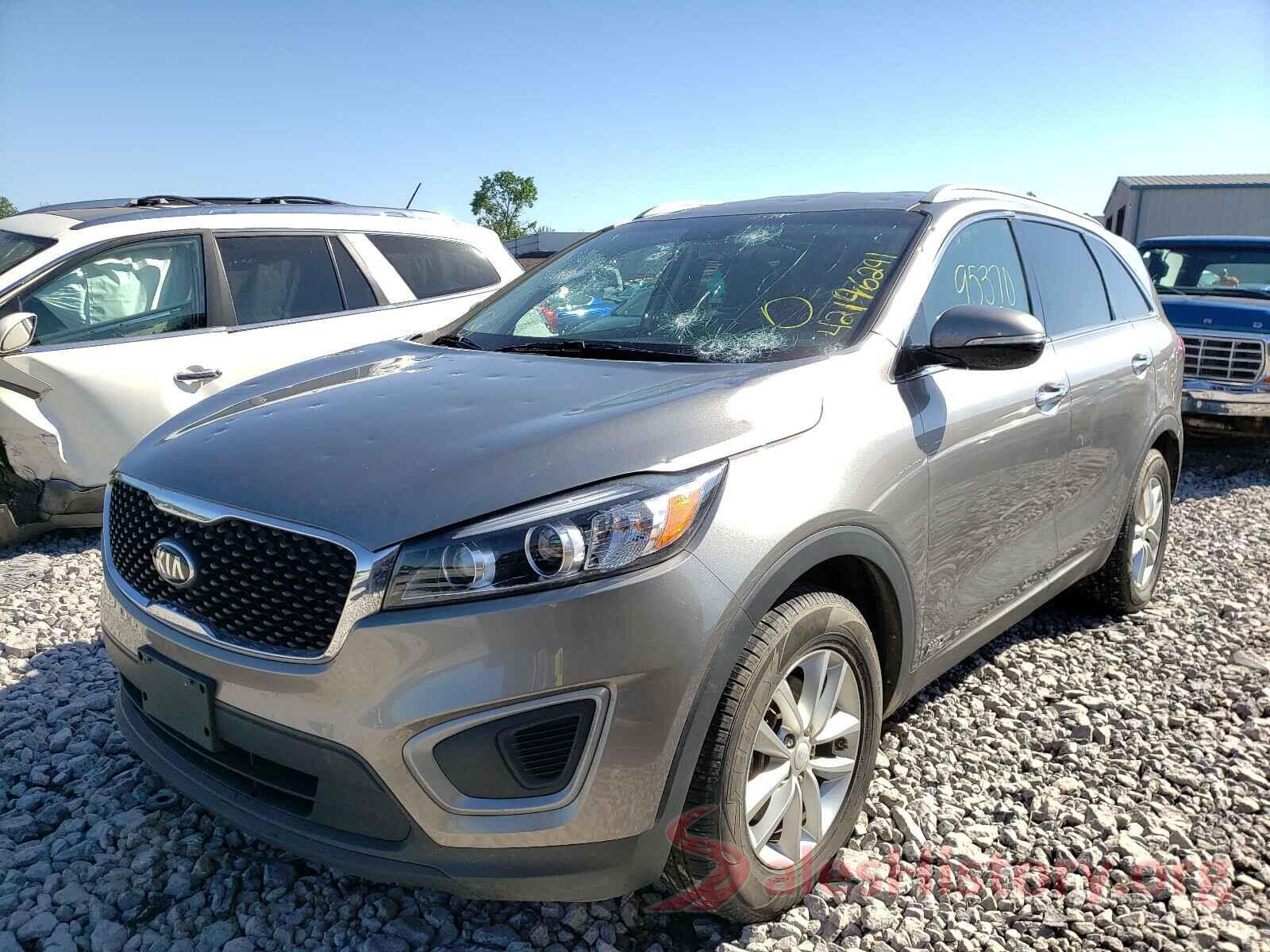 5XYPGDA31GG060559 2016 KIA SORENTO