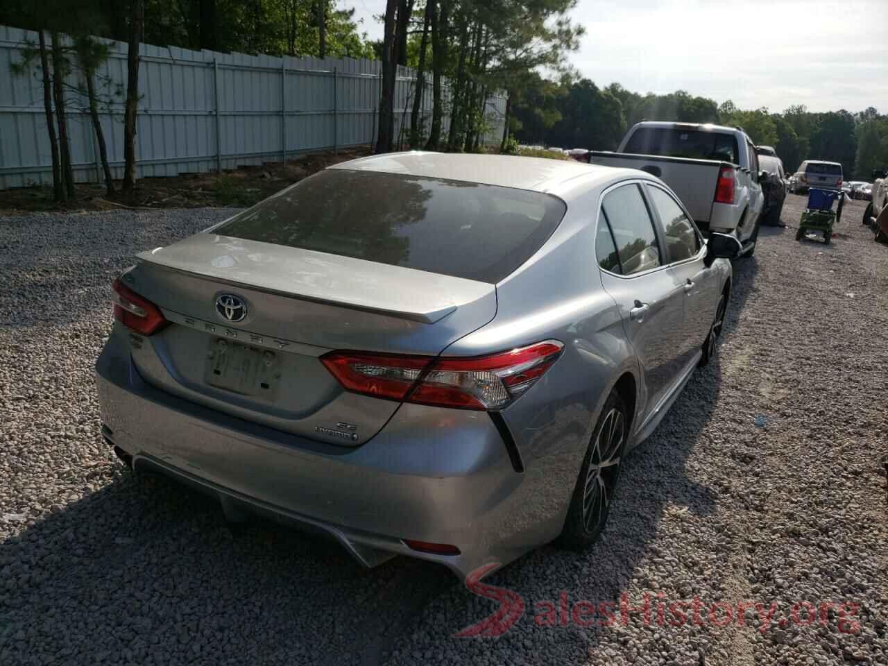 4T1B21HK8JU006200 2018 TOYOTA CAMRY