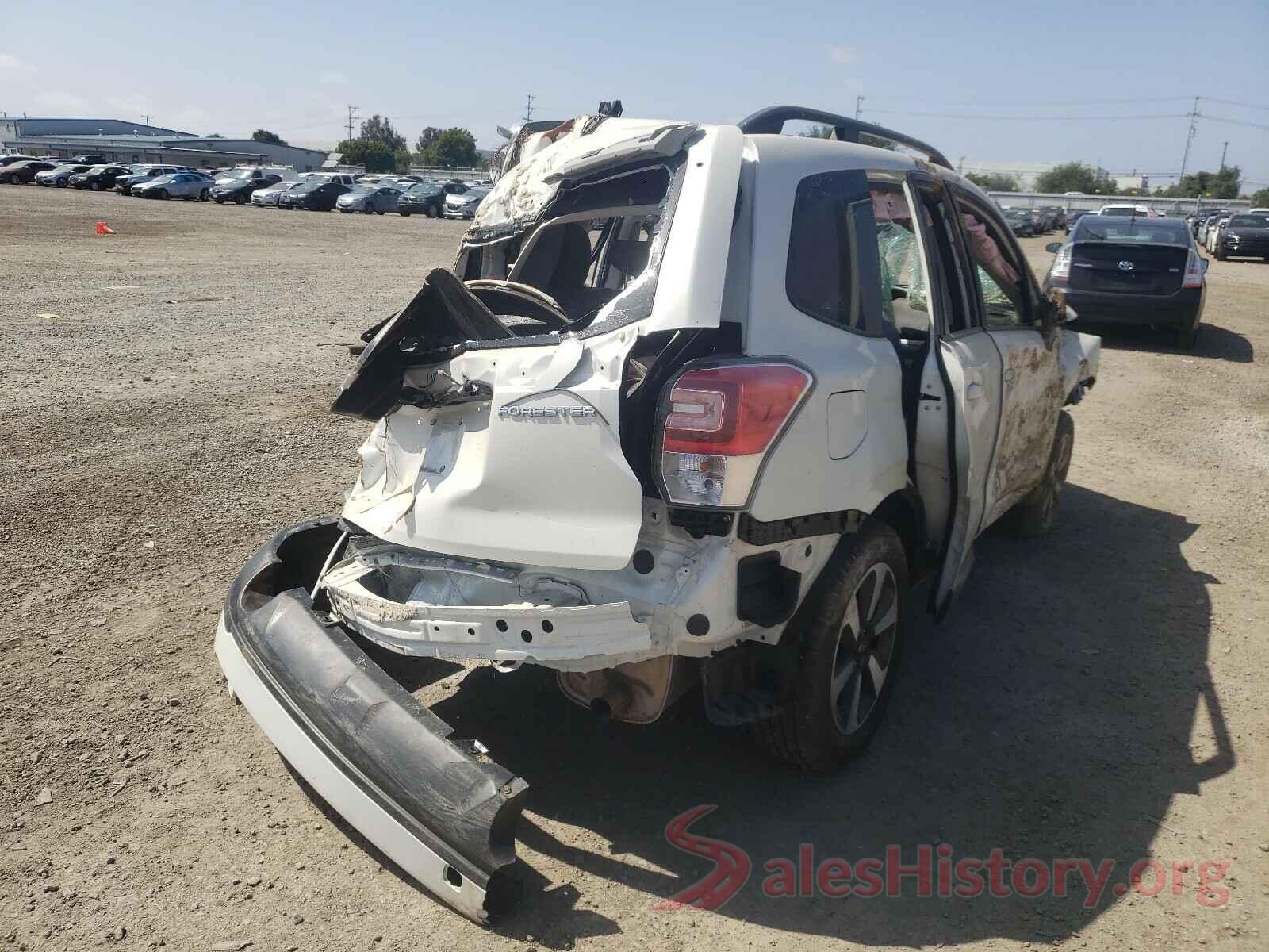 JF2SJAEC3JH414442 2018 SUBARU FORESTER