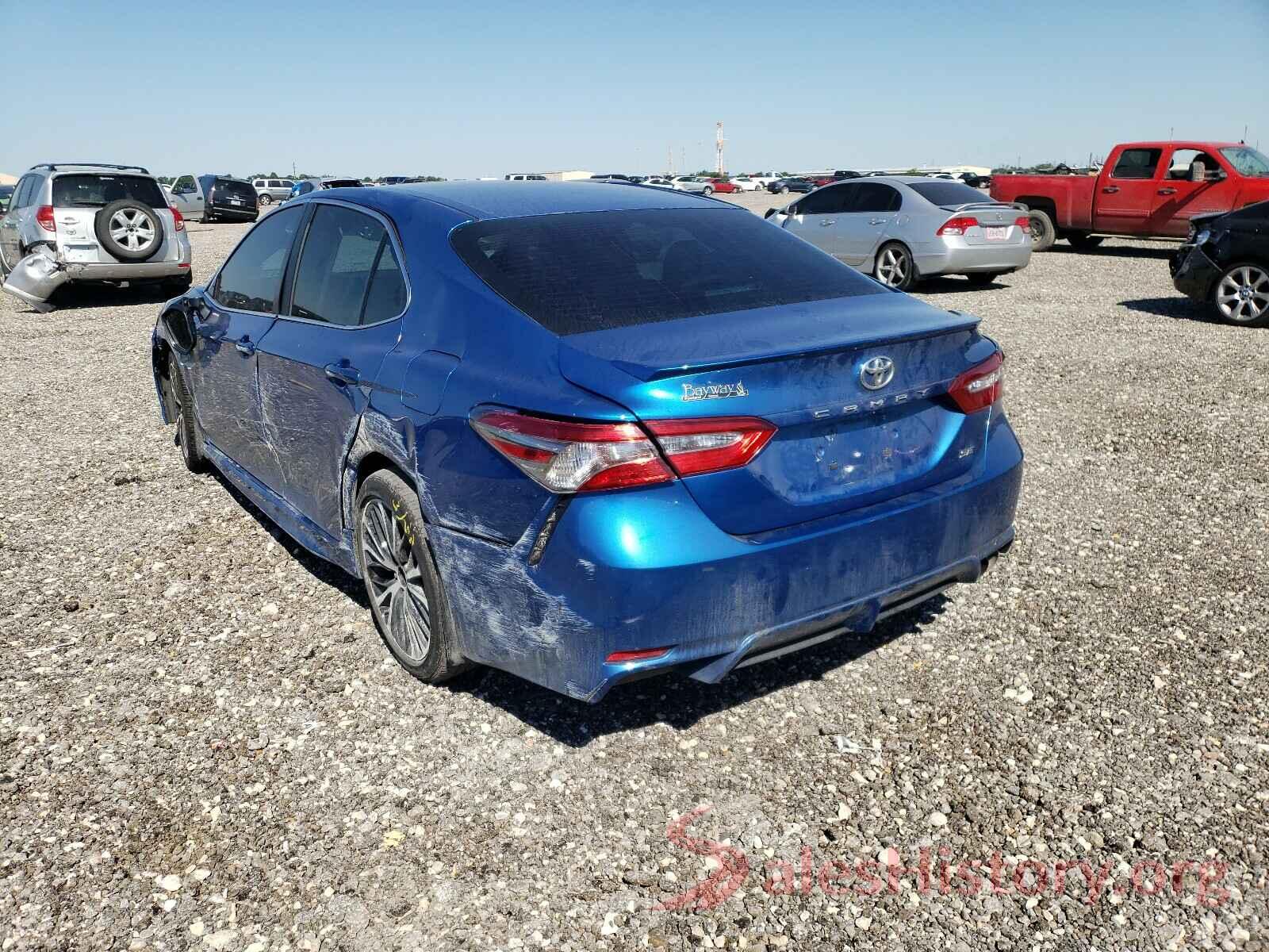 4T1B11HK0JU131596 2018 TOYOTA CAMRY