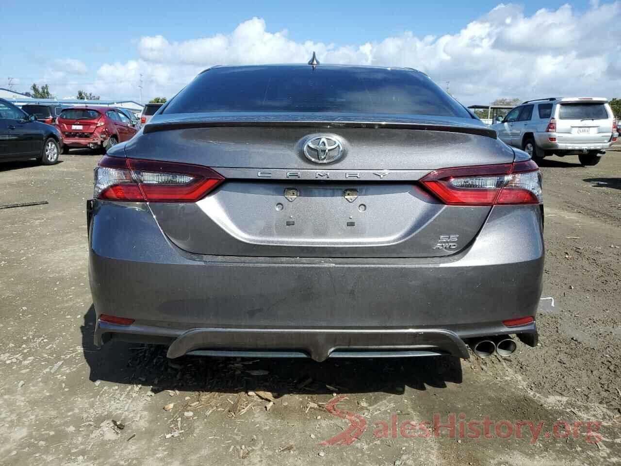 4T1T11BK2MU040671 2021 TOYOTA CAMRY