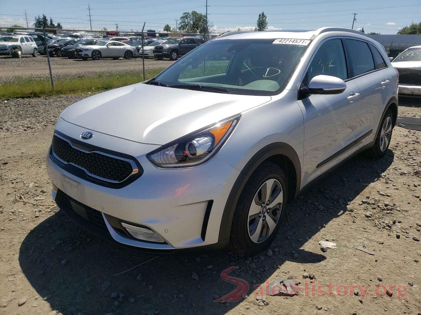 KNDCE3LC5J5127241 2018 KIA NIRO