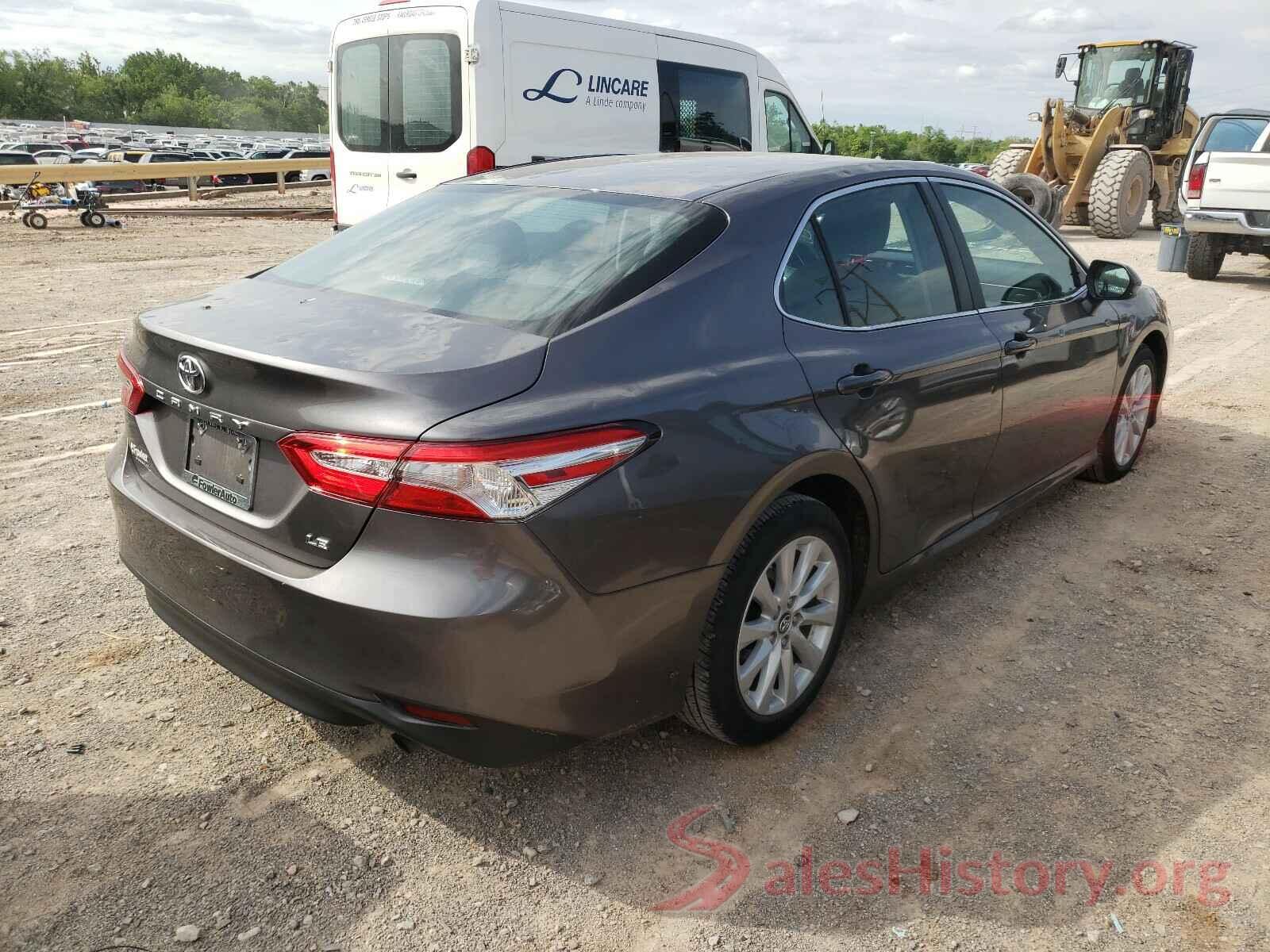 4T1B11HK5JU145221 2018 TOYOTA CAMRY