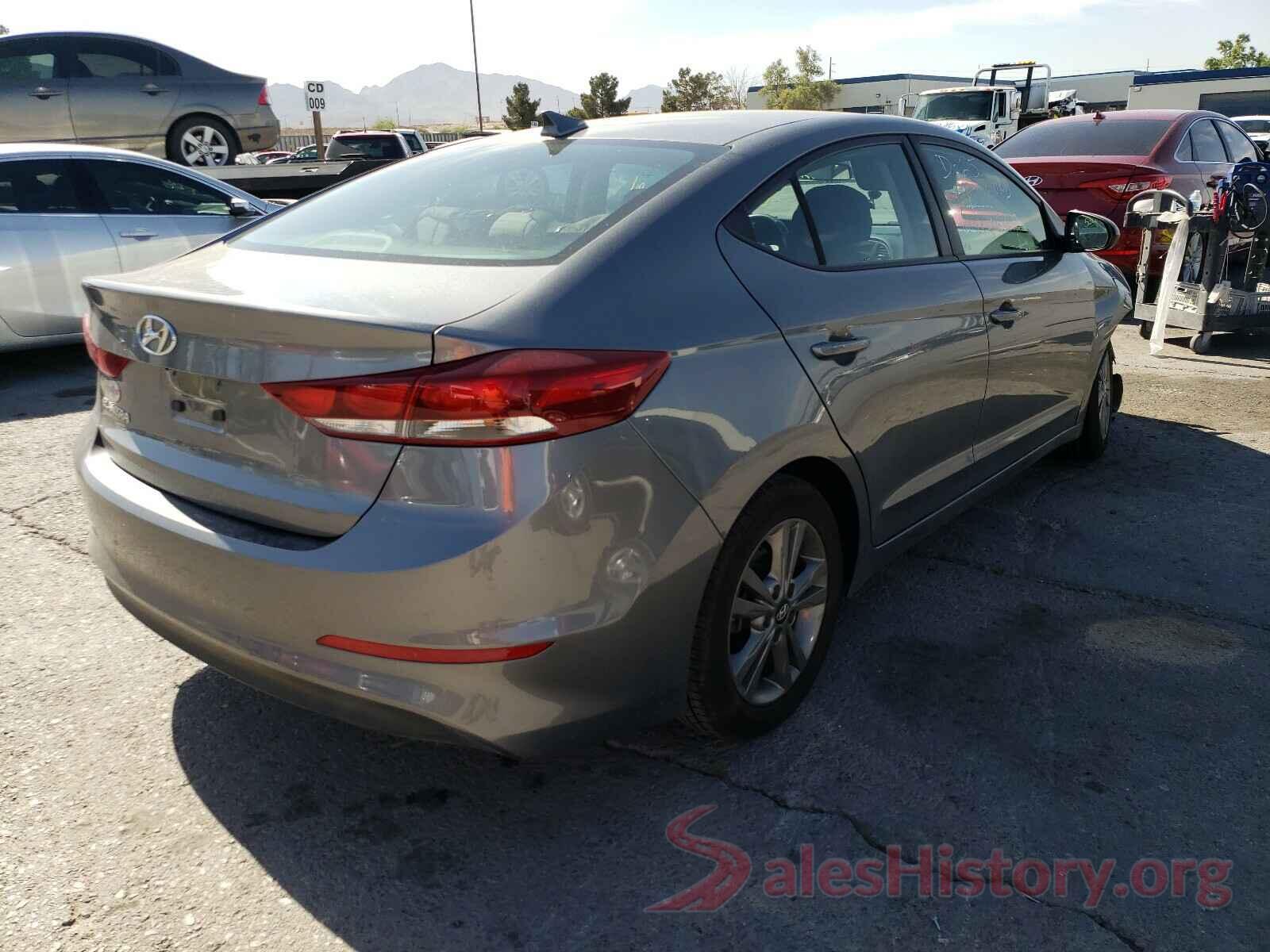 5NPD84LFXJH304443 2018 HYUNDAI ELANTRA