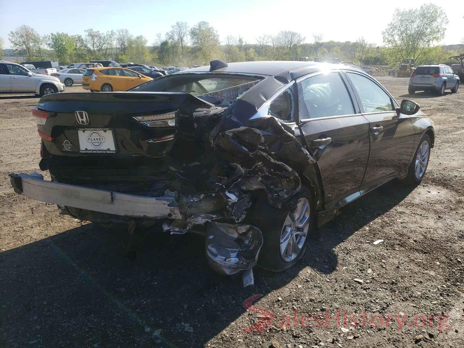 1HGCV1F16JA251543 2018 HONDA ACCORD