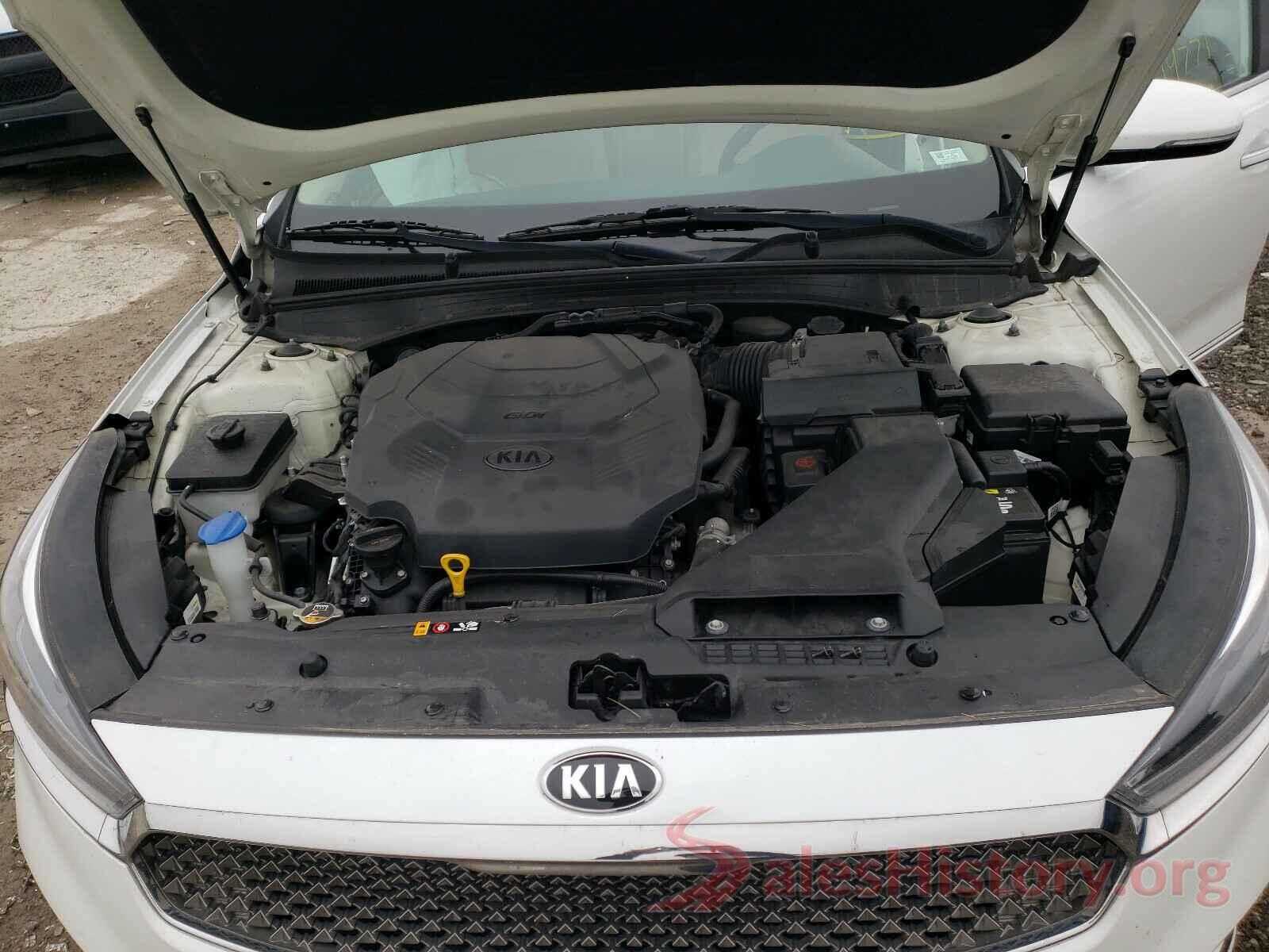 KNALC4J11H5072985 2017 KIA CADENZA