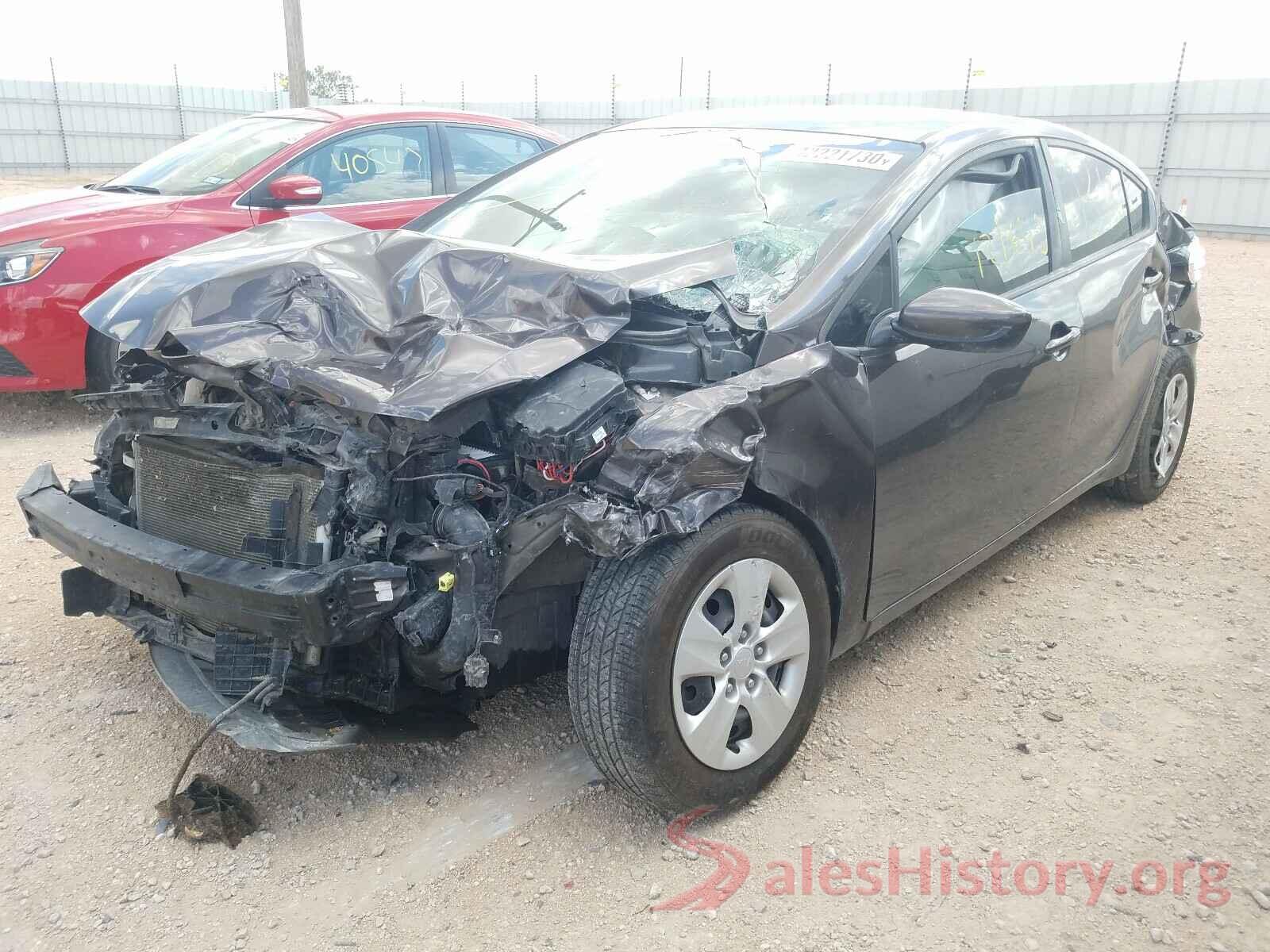 3KPFK4A7XHE161305 2017 KIA FORTE