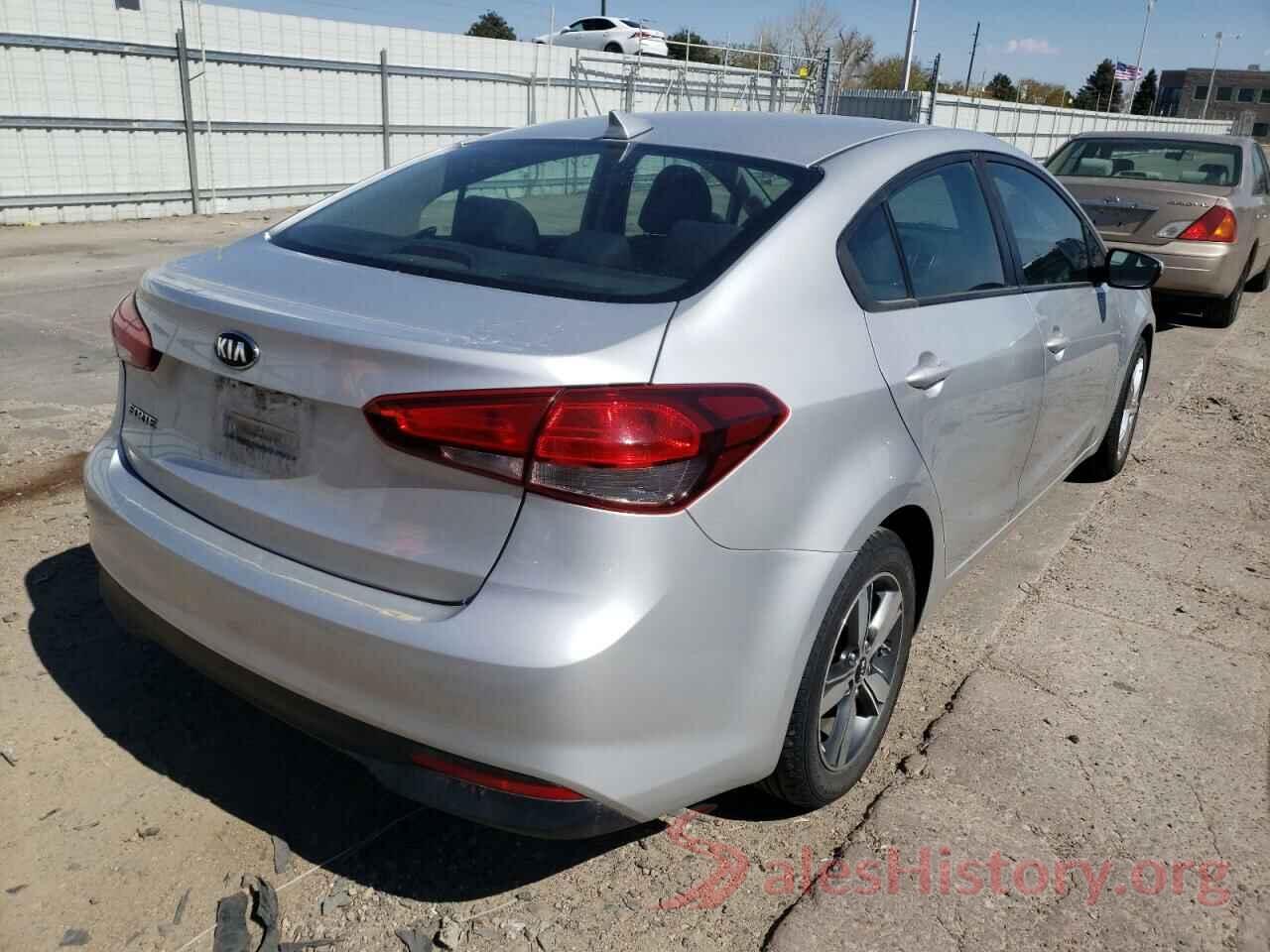 3KPFL4A78JE210620 2018 KIA FORTE