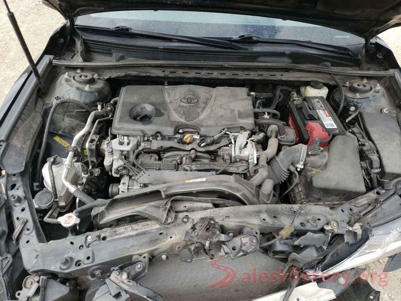 4T1B11HK8JU560016 2018 TOYOTA CAMRY