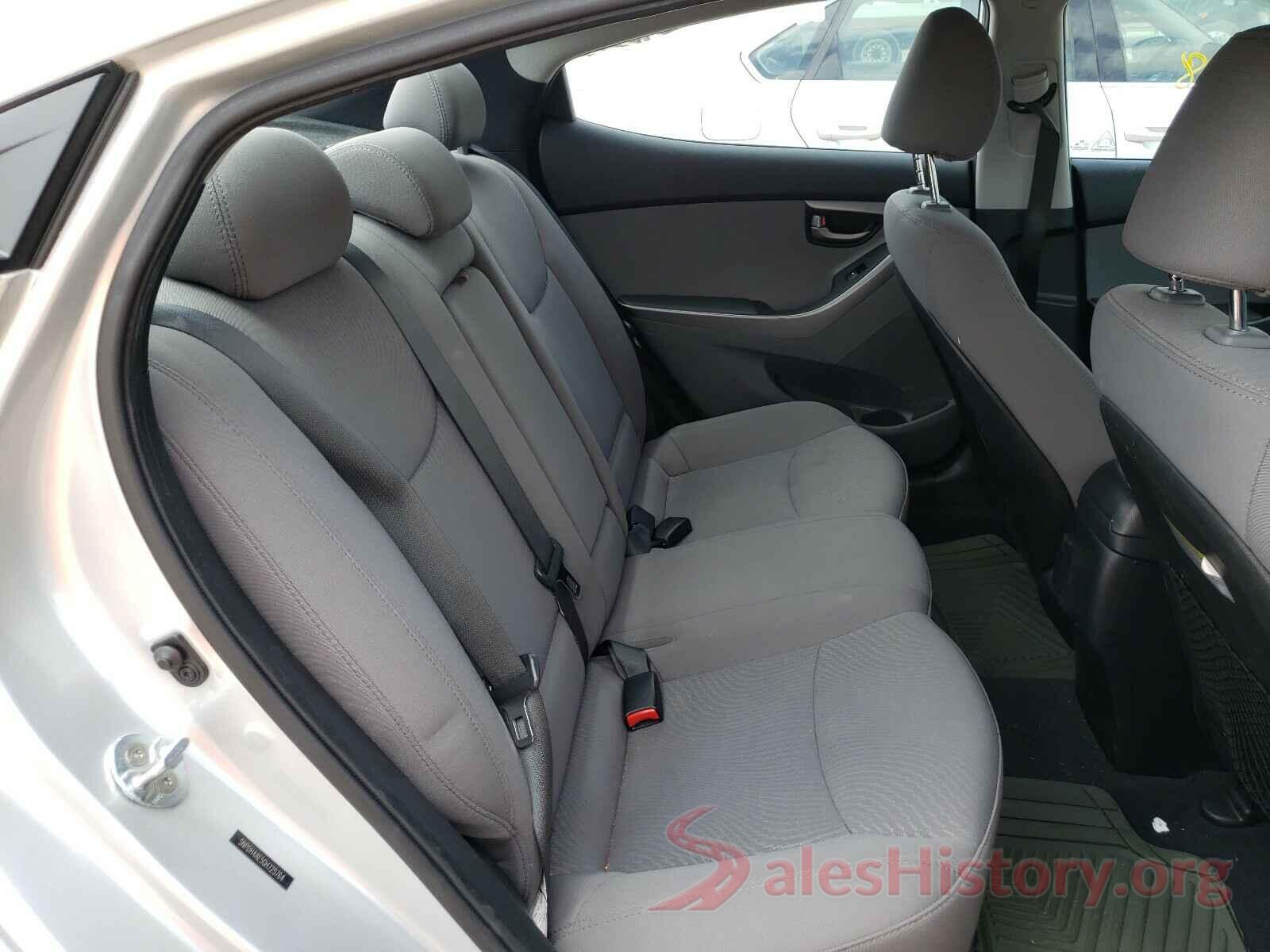 5NPDH4AE5GH725764 2016 HYUNDAI ELANTRA