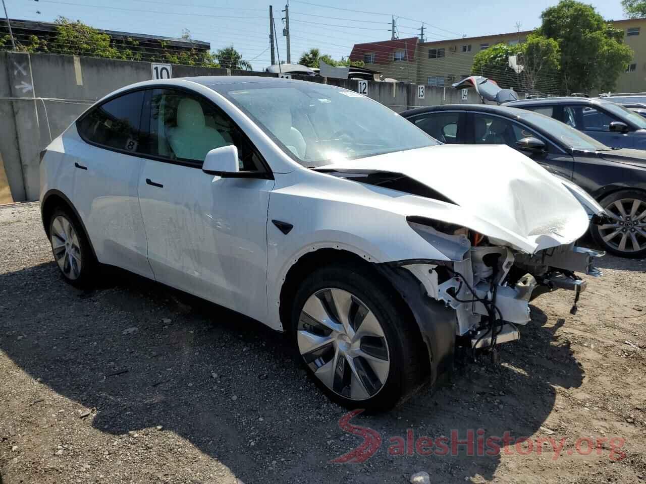 7SAYGDEE0PF613227 2023 TESLA MODEL Y