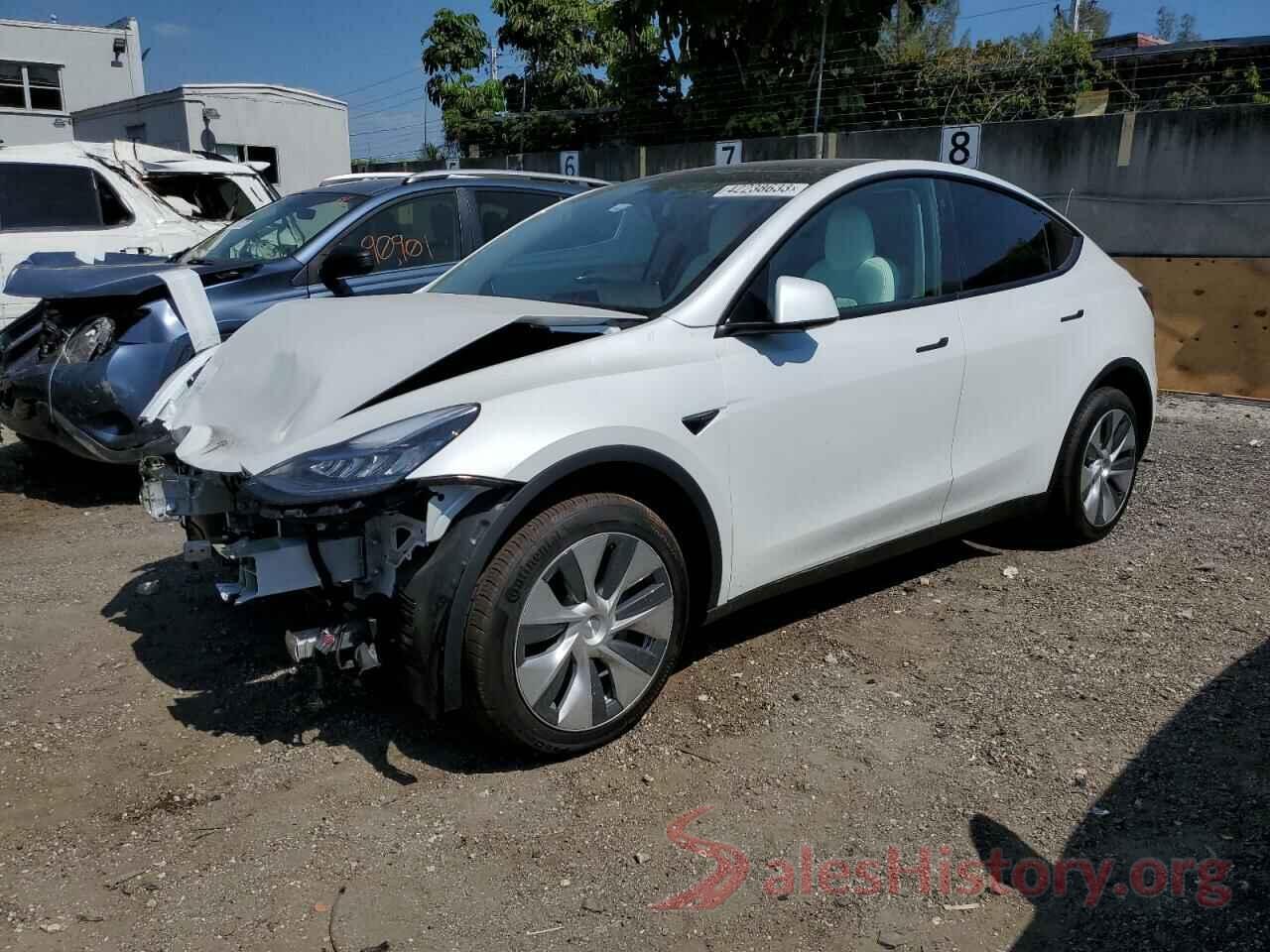 7SAYGDEE0PF613227 2023 TESLA MODEL Y