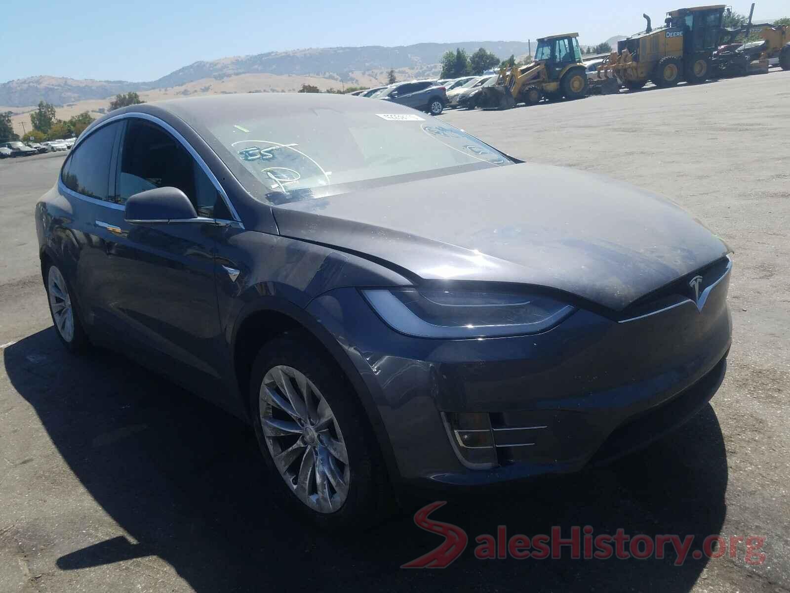 5YJXCAE24KF184675 2019 TESLA MODEL X