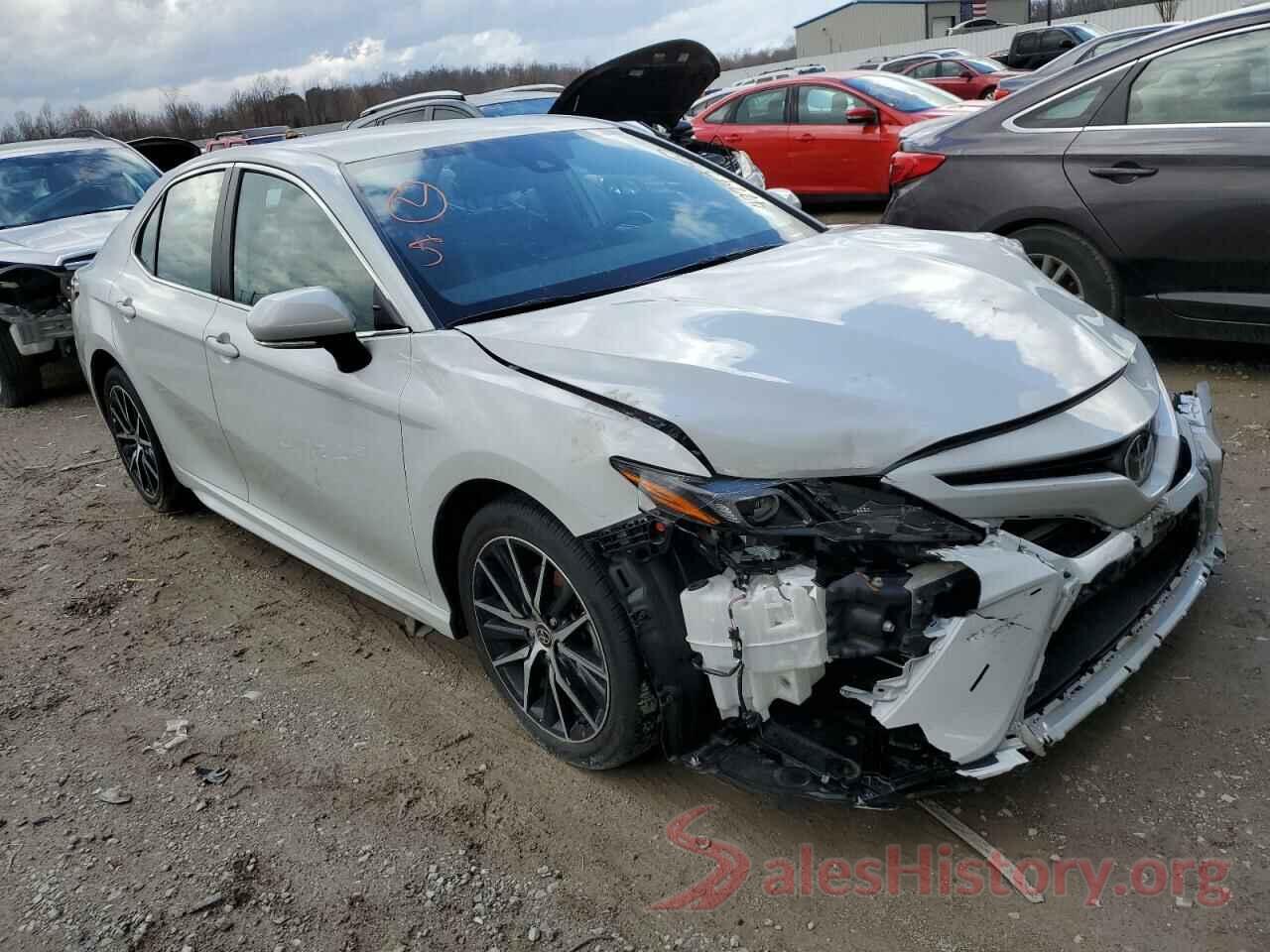 4T1G11BK0NU047590 2022 TOYOTA CAMRY