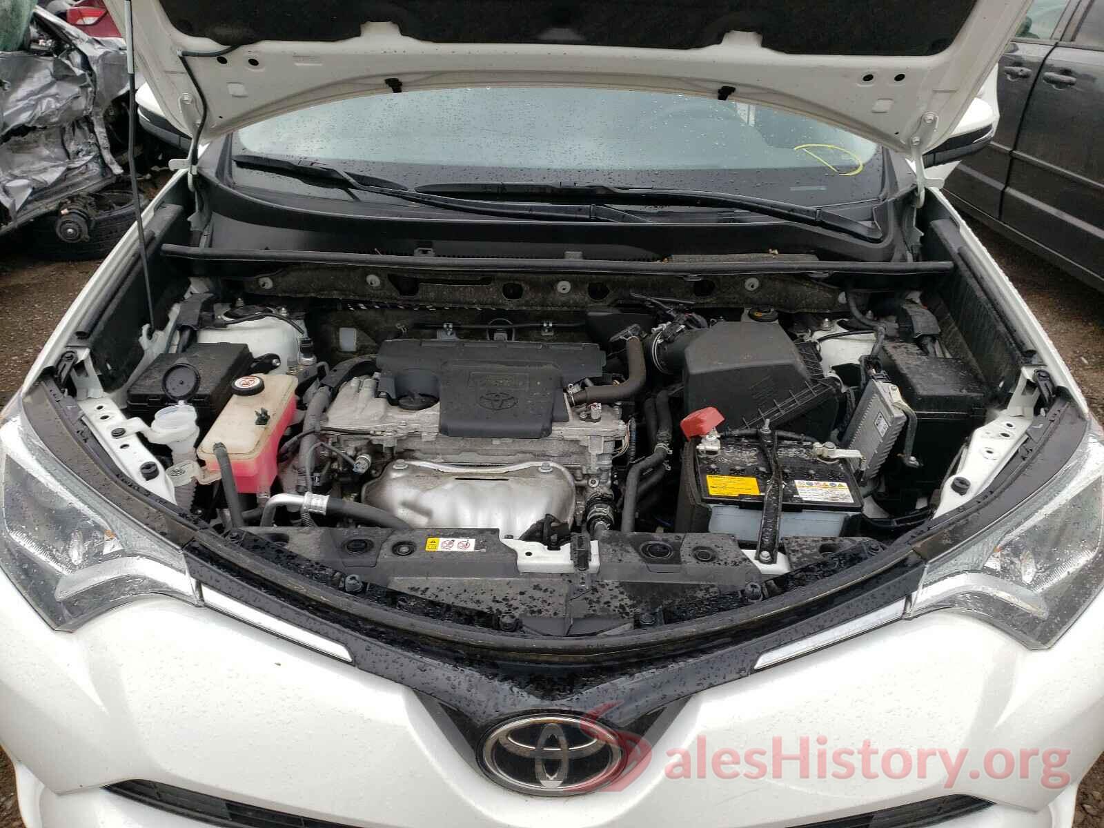 JTMRFREV0JJ746023 2018 TOYOTA RAV4