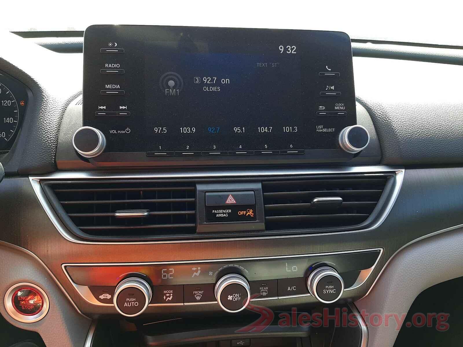 1HGCV1F10JA097766 2018 HONDA ACCORD