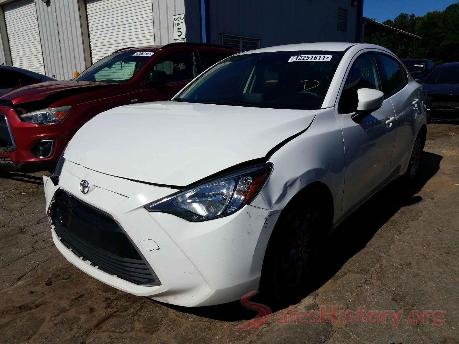 3MYDLBYVXJY324439 2018 TOYOTA YARIS