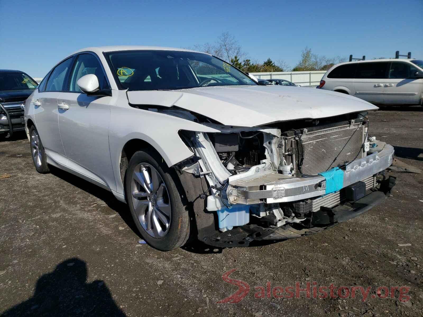 1HGCV1F17JA152780 2018 HONDA ACCORD