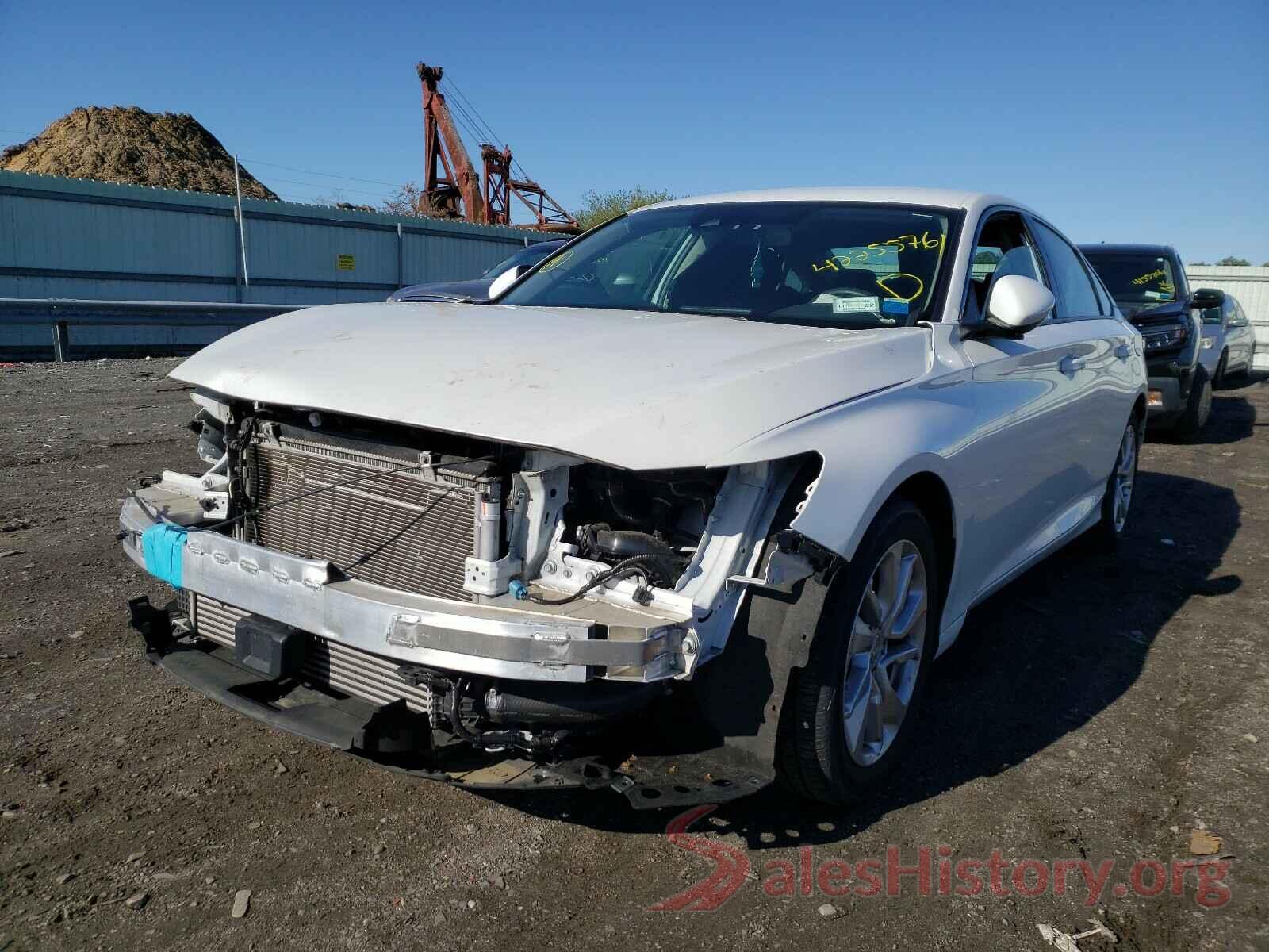 1HGCV1F17JA152780 2018 HONDA ACCORD