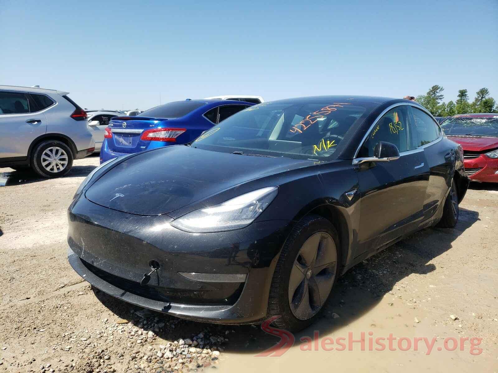 5YJ3E1EB5KF385588 2019 TESLA MODEL 3