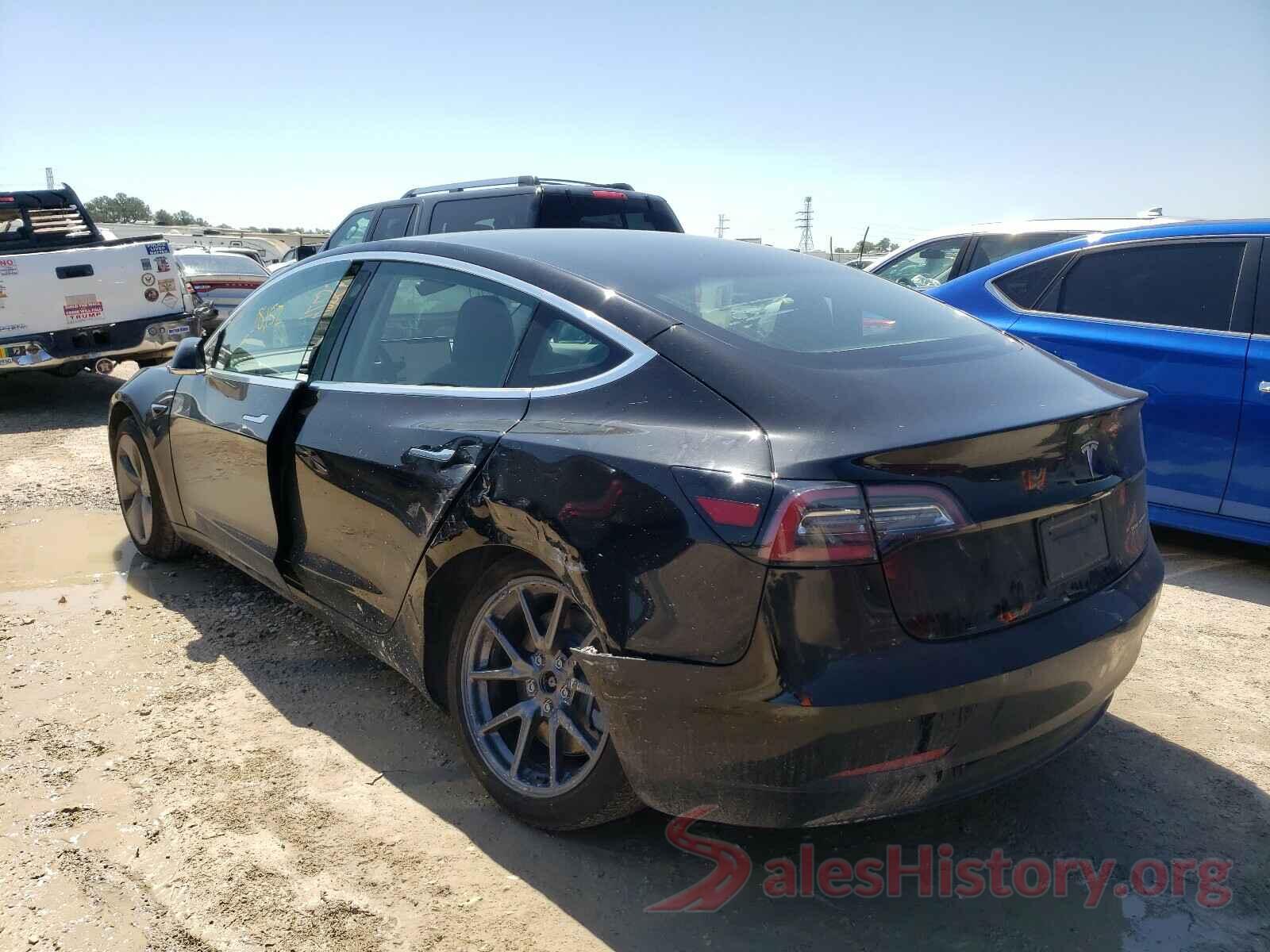 5YJ3E1EB5KF385588 2019 TESLA MODEL 3