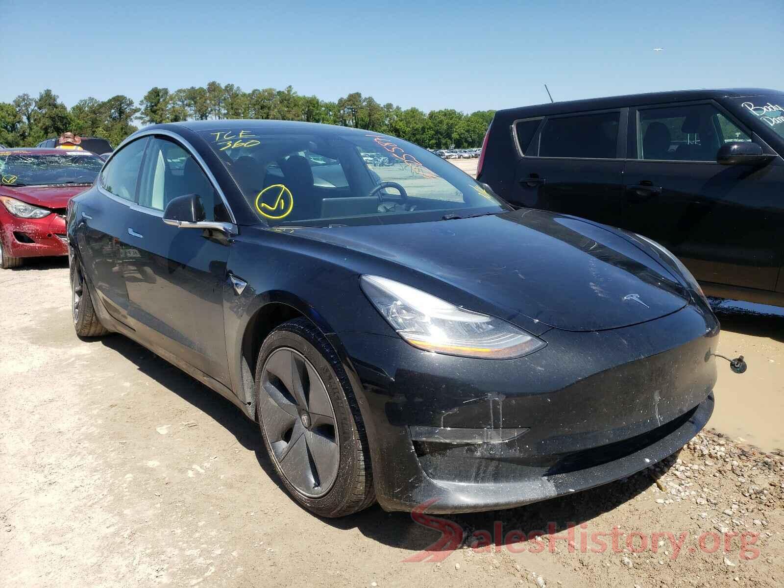 5YJ3E1EB5KF385588 2019 TESLA MODEL 3