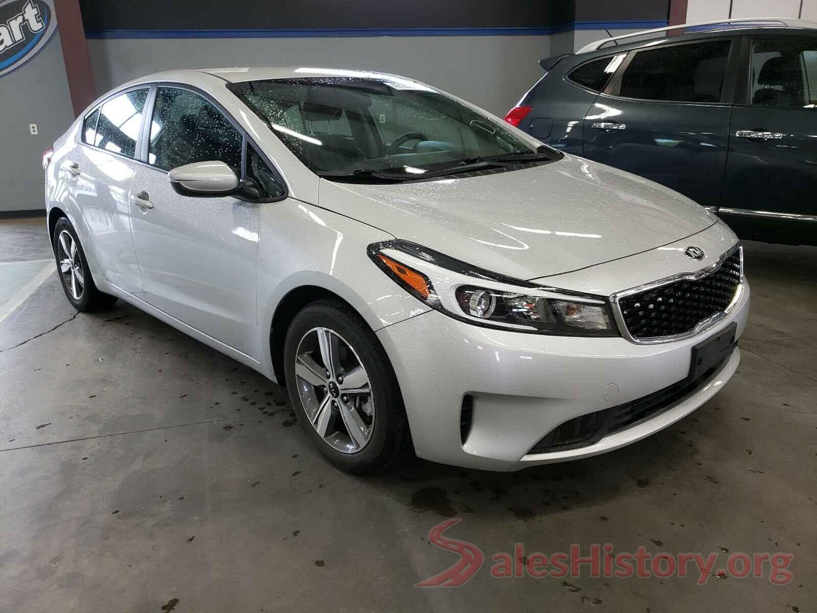 3KPFL4A78JE269165 2018 KIA FORTE