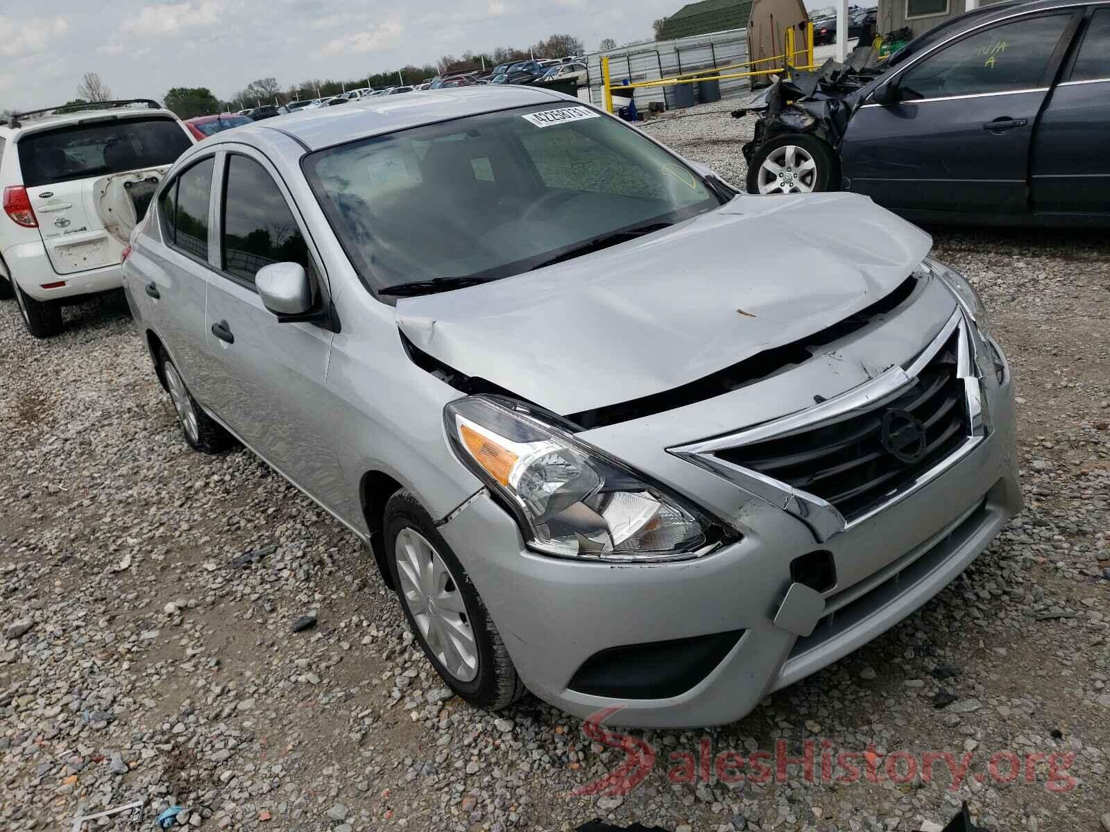 3N1CN7AP3KL817247 2019 NISSAN VERSA