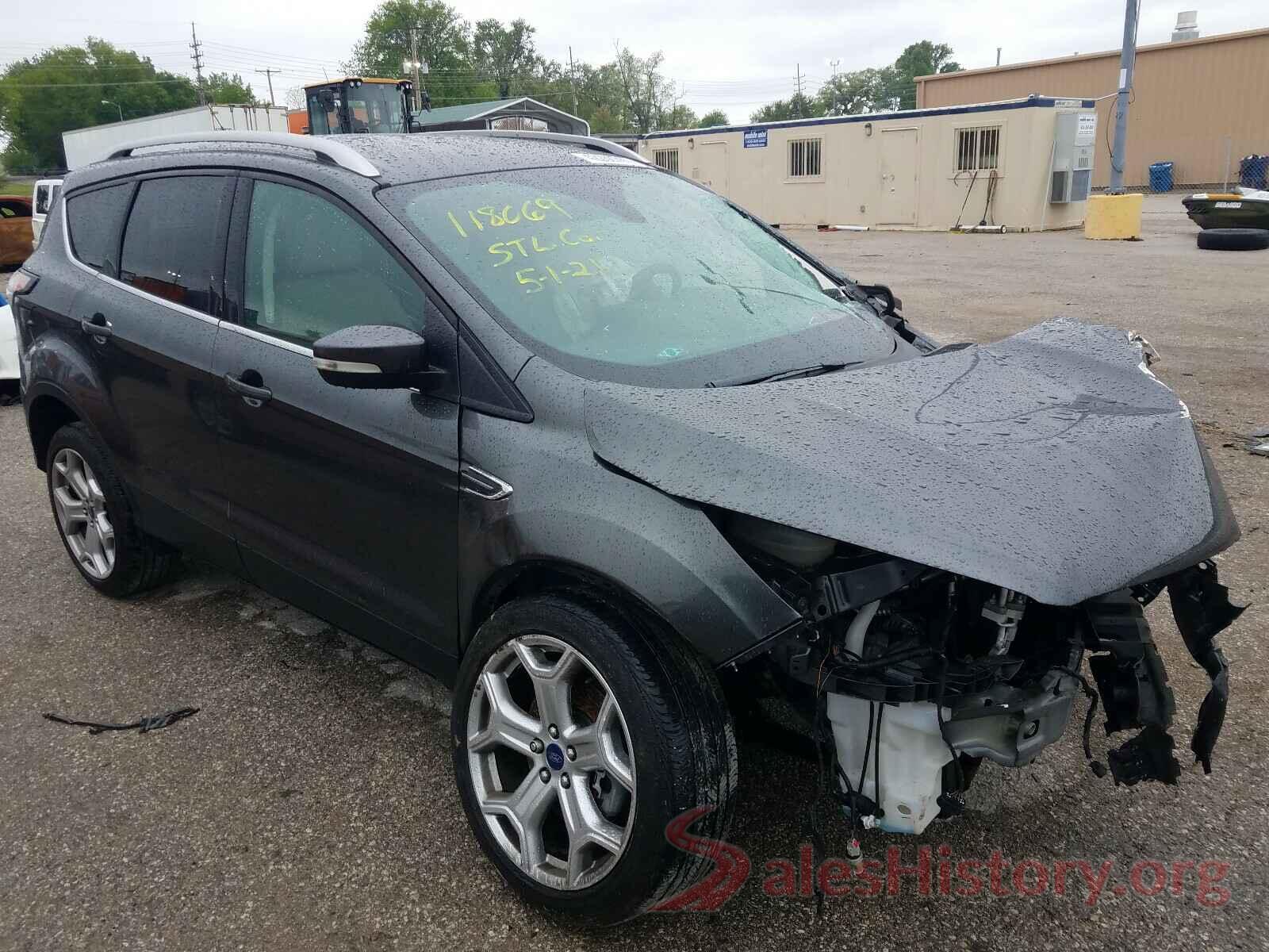 1FMCU9J97HUC89820 2017 FORD ESCAPE