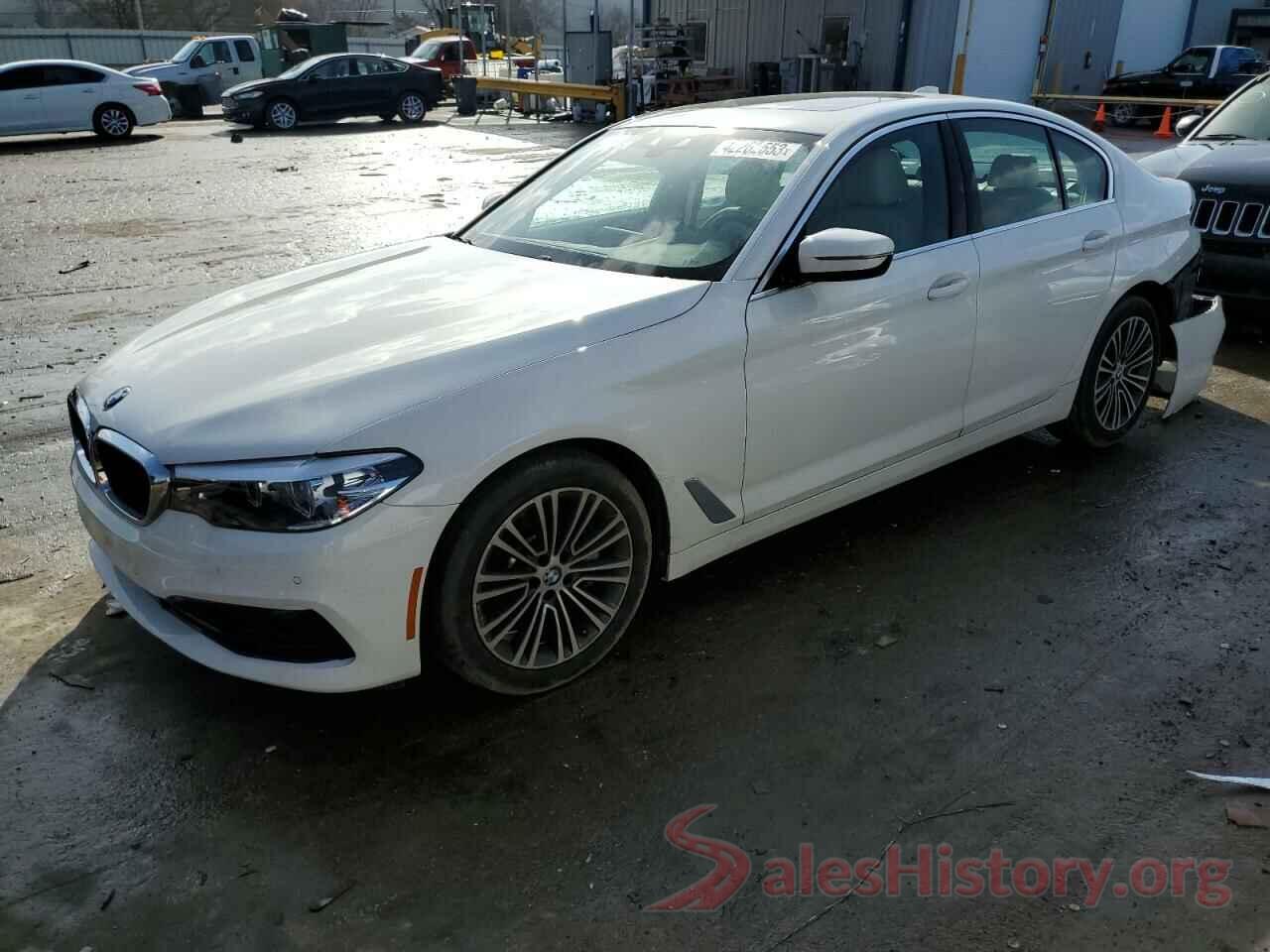 WBAJA5C54KWW11281 2019 BMW 5 SERIES