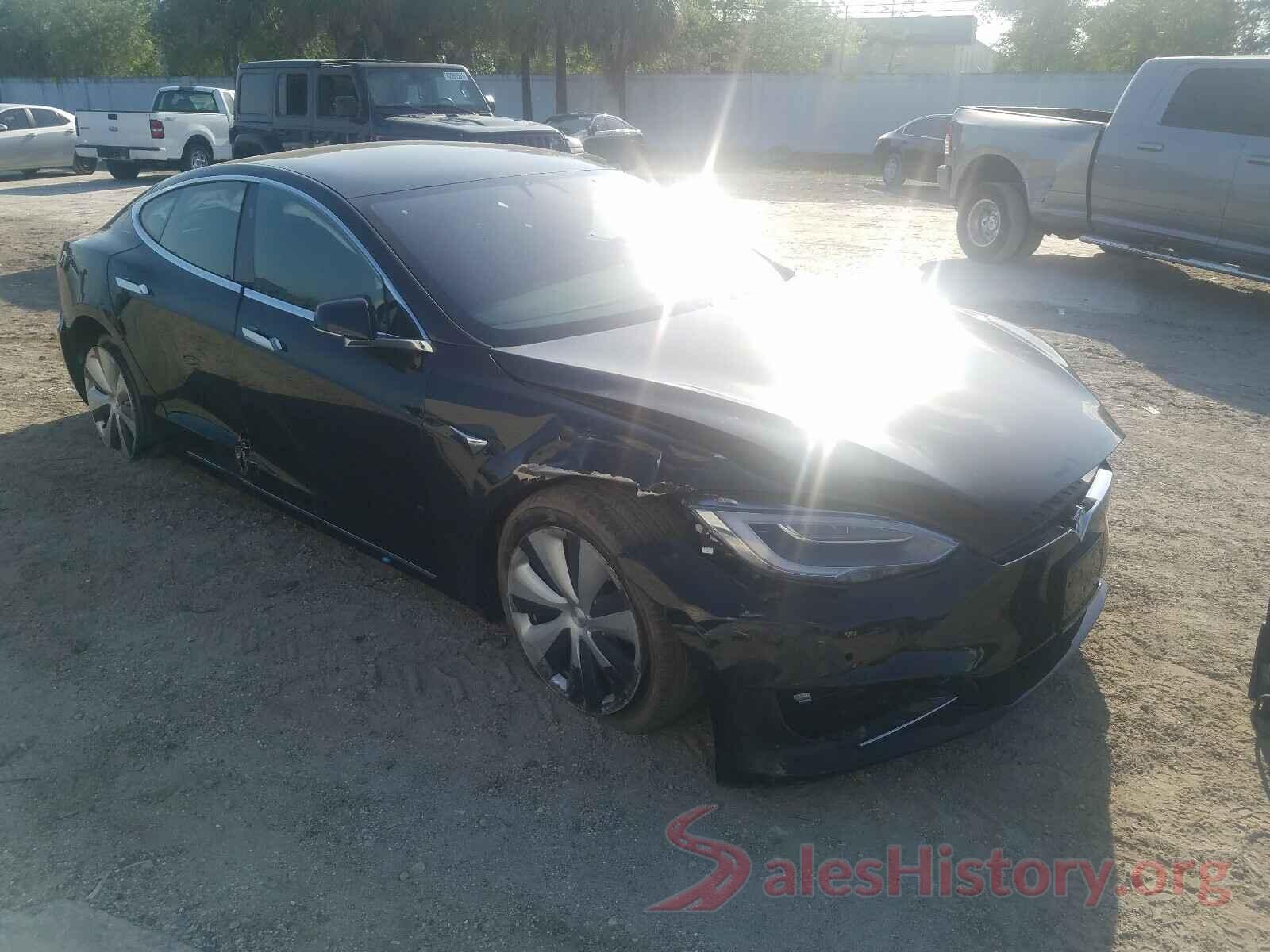 5YJSA1E22MF426592 2021 TESLA MODEL S