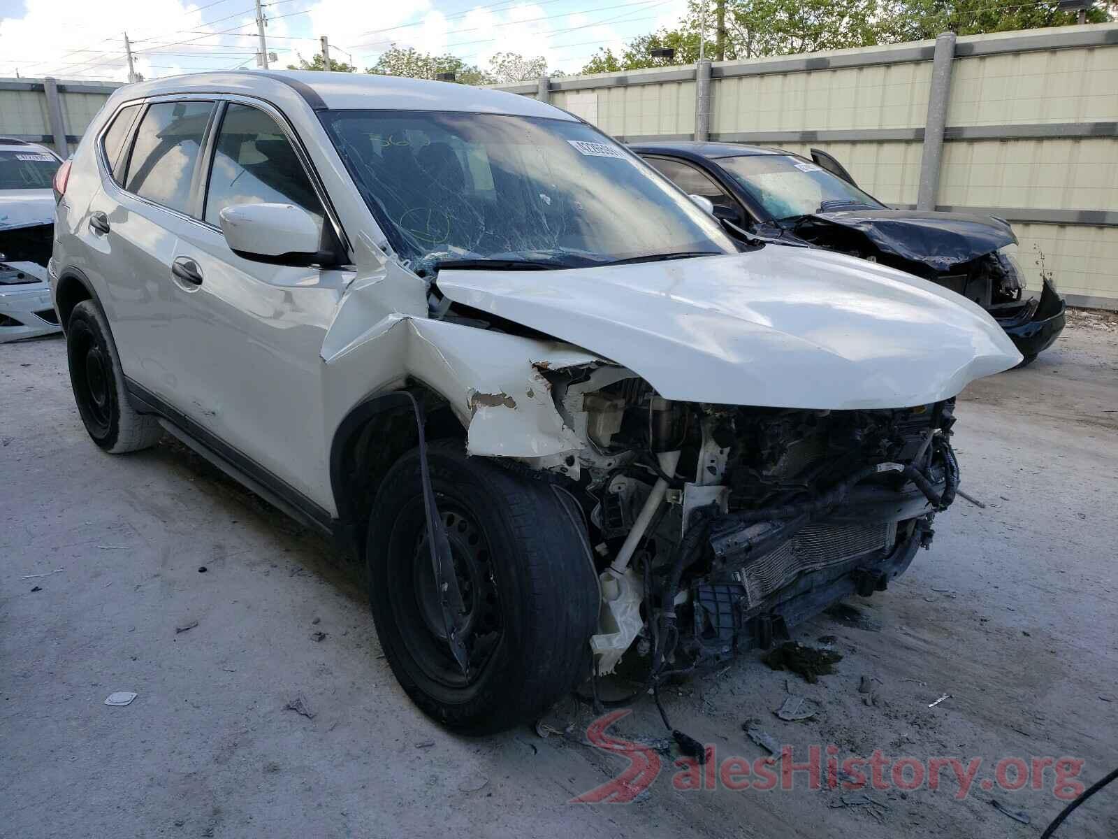 KNMAT2MT6HP581440 2017 NISSAN ROGUE