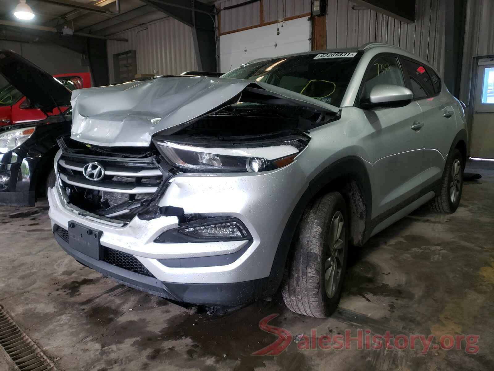 KM8J3CA43JU758290 2018 HYUNDAI TUCSON